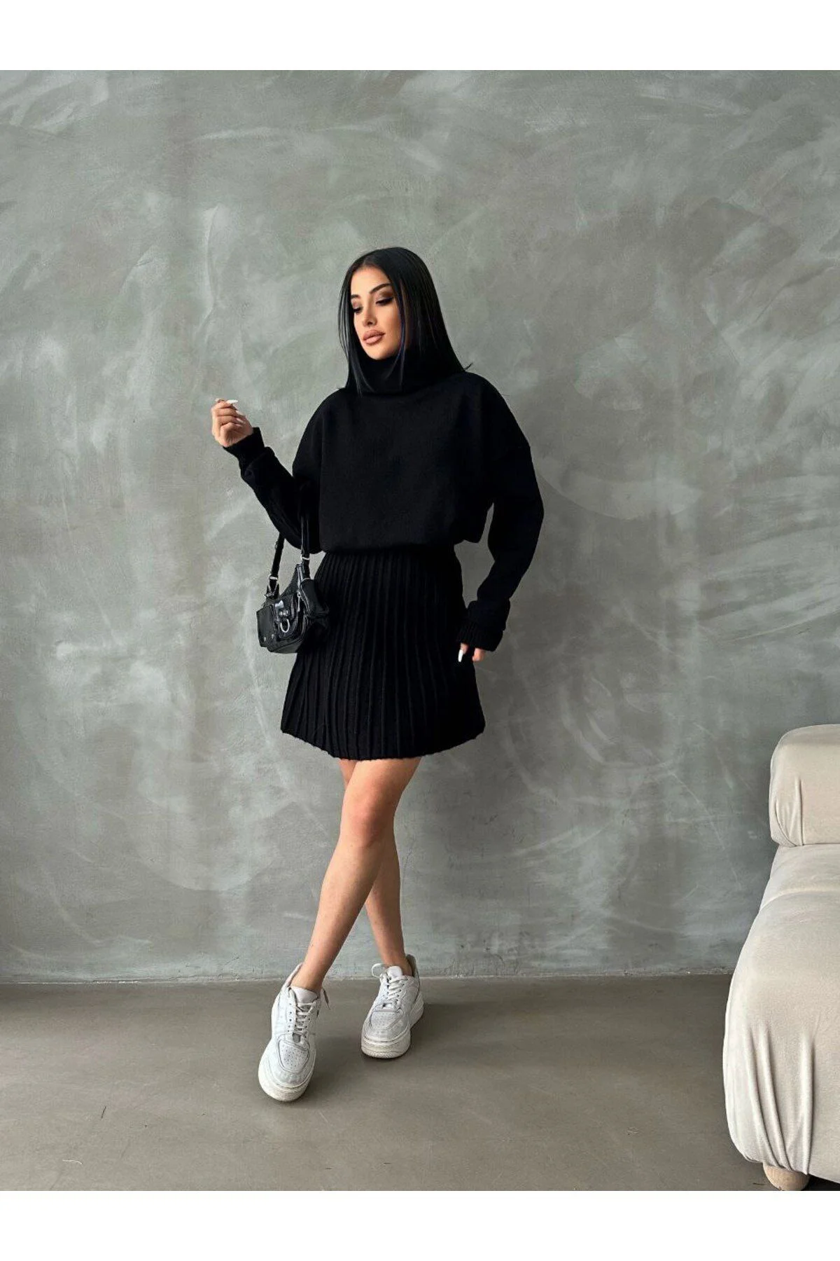 Kadın Triko Takım Pilise Etekli Siyah Günlük Kombin