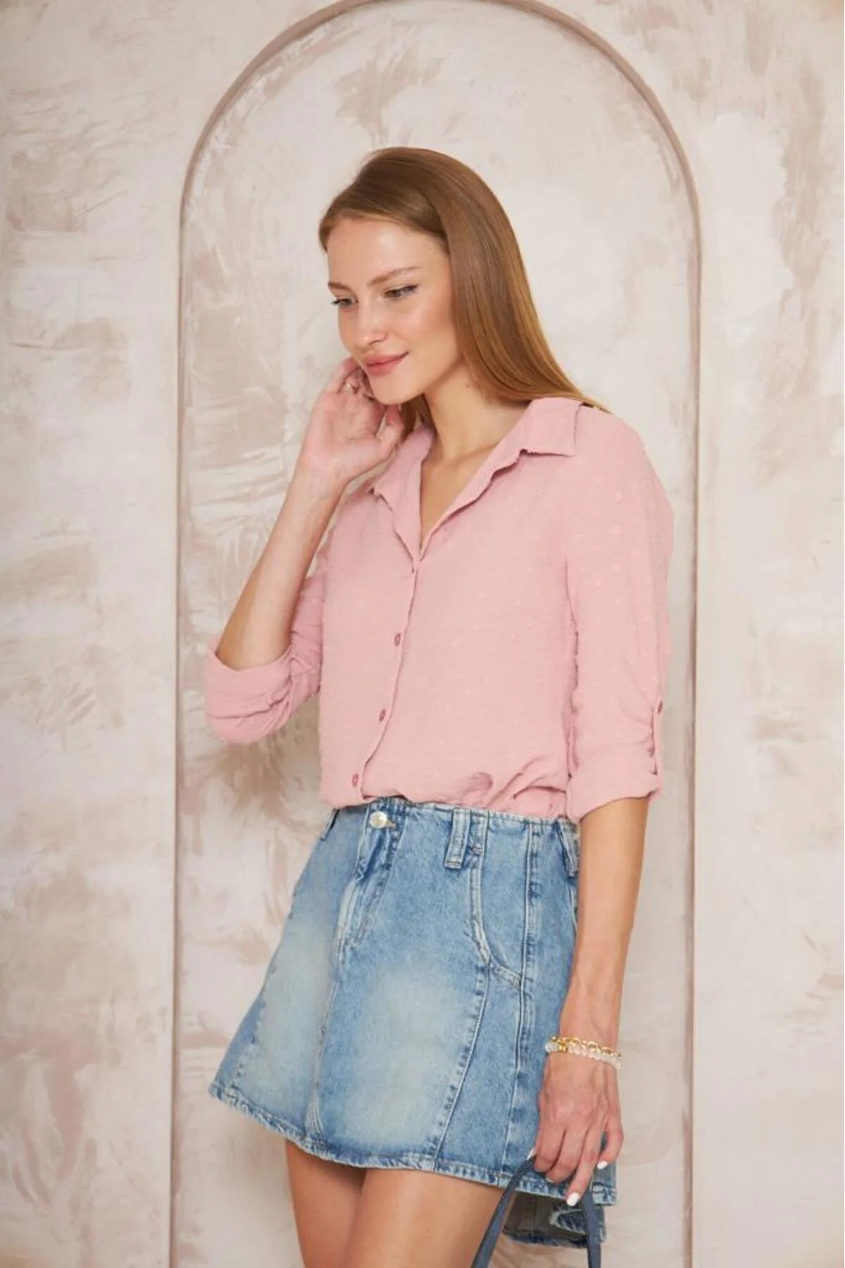 Kadın Ponponlu Slim Fit Uzun Kollu Gömlek Pudra 3621275