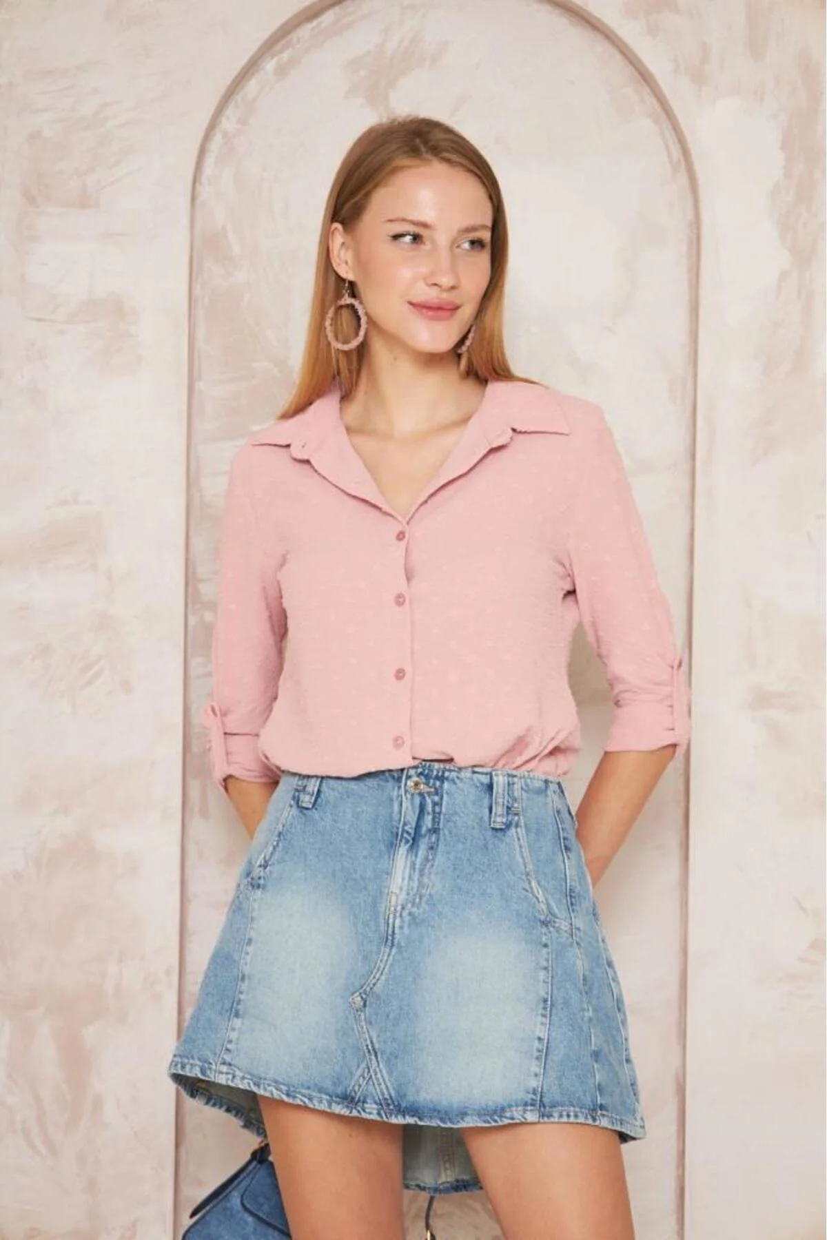 Kadın Ponponlu Slim Fit Uzun Kollu Gömlek Pudra 3621275