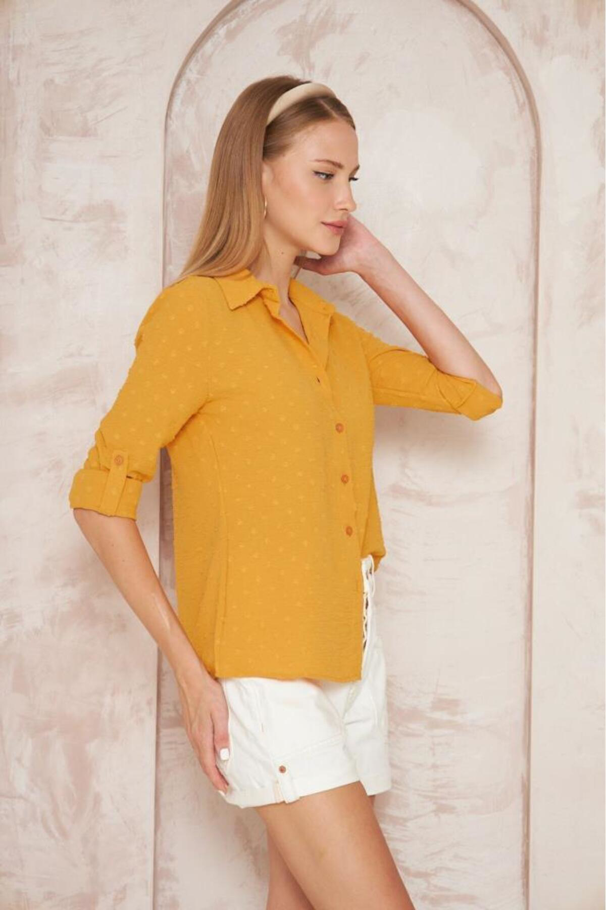 Pasaklı Giyim Kadın Ponponlu Slim Fit Uzun Kollu Gömlek Pudra 3621240