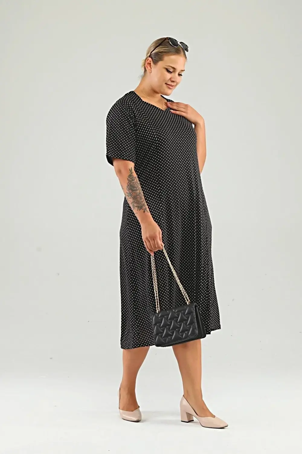 Kadin Puantiyeli Ve Leopar Desenli Büyük Beden Midi Elbise