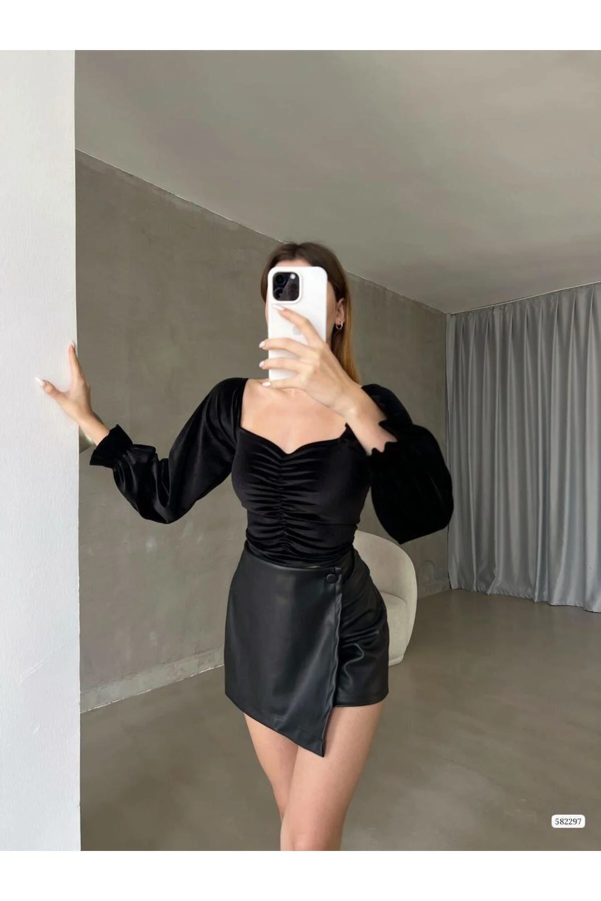 Kadın Sade Madonna Yaka Uzun Kol Kadife Kumaş Smock Bluz Fiyatı, Yorumları ve Özellikleri