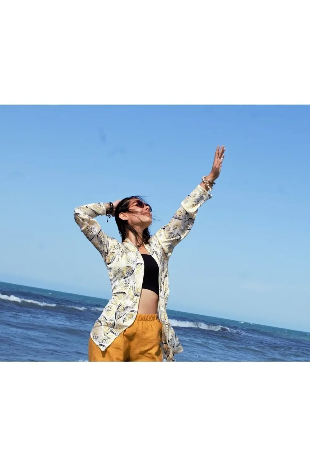 Kadın Sarı Saten Cepli Salaş Renkli Desenli Kimono Ceket Yb325024