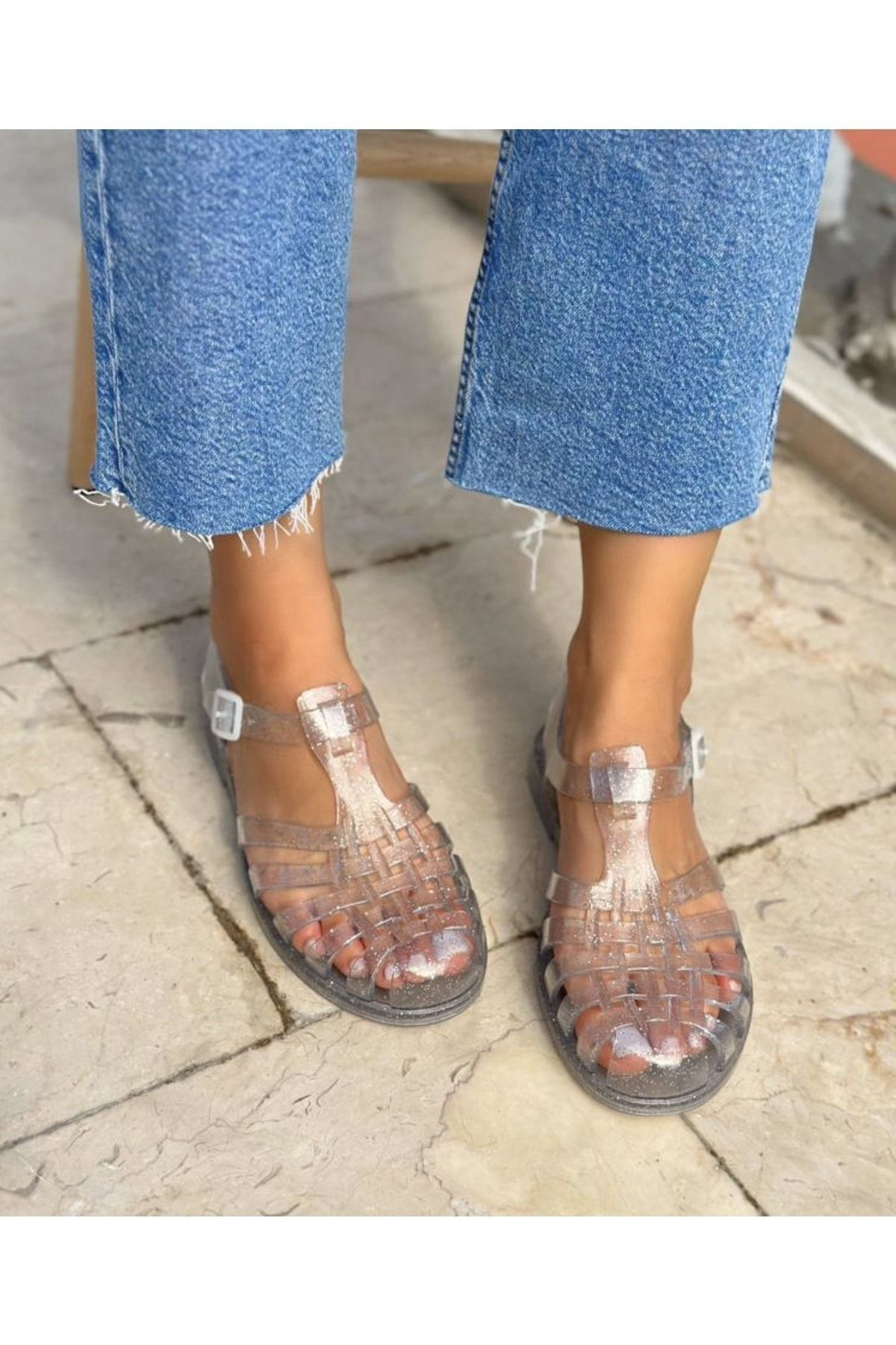 Kadın Şeffaf Gümüş Simli Jelly Sandalet