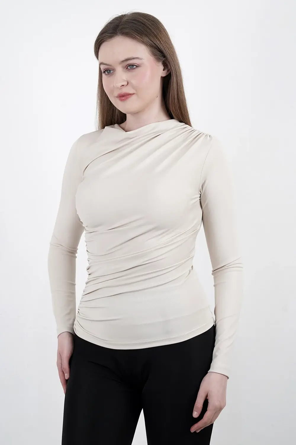 Kadın Sendy Kumaş Sıfır Yaka Drapeli Bluz