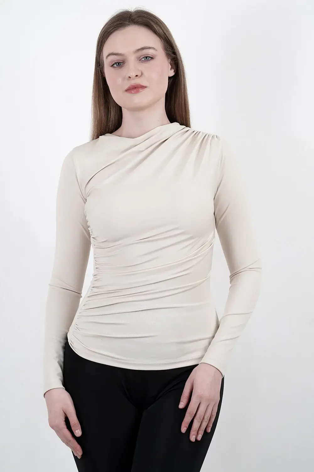 Kadın Sendy Kumaş Sıfır Yaka Drapeli Bluz