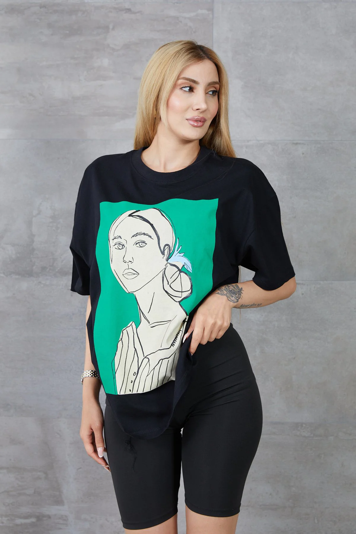 Kadın Silüet Baskılı Bisiklet Yaka Oversize T-shirt