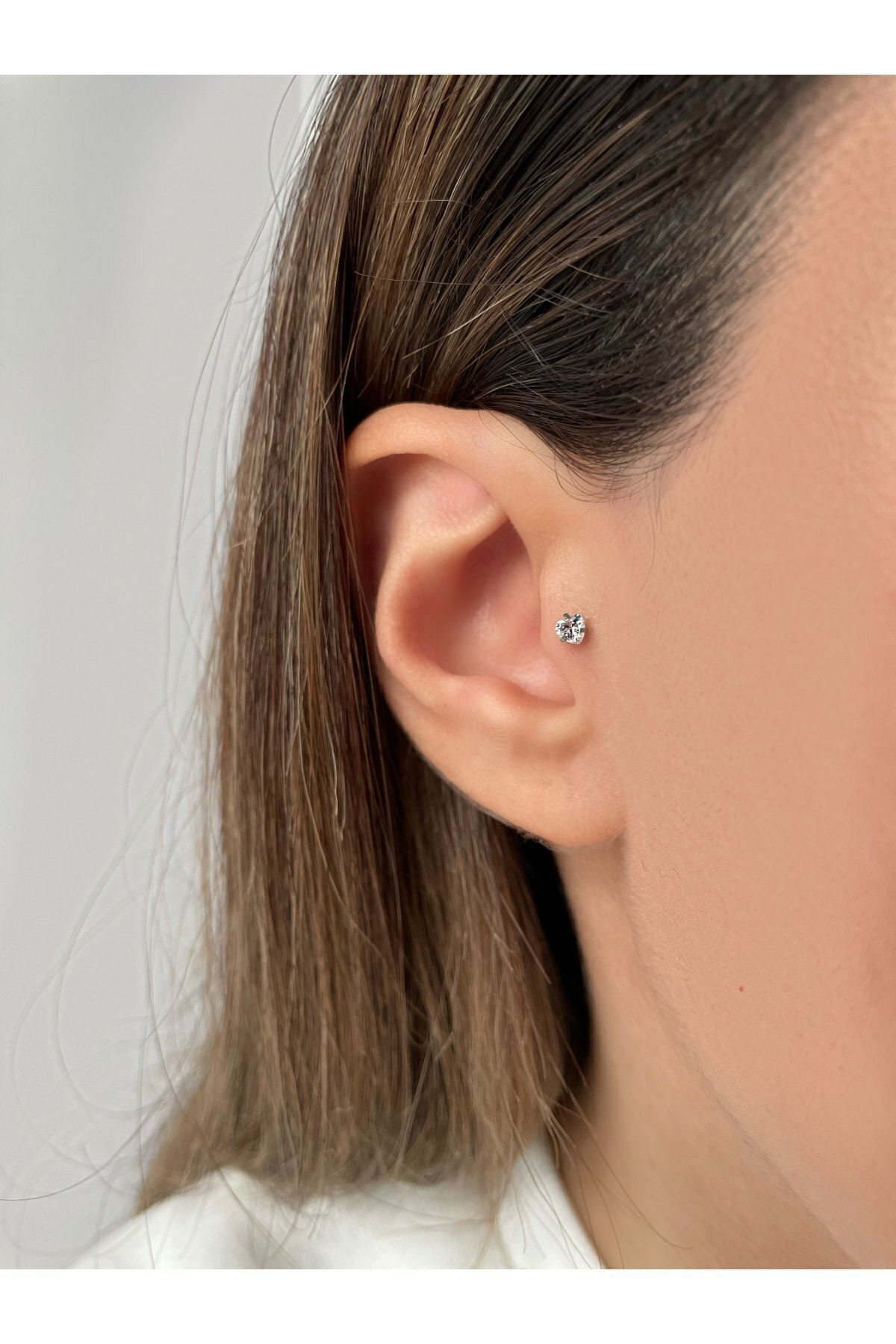 Kadın Silver Rengi Cerrahi Çelik Kalp Tragus Kıkırdak Piercing 6mm