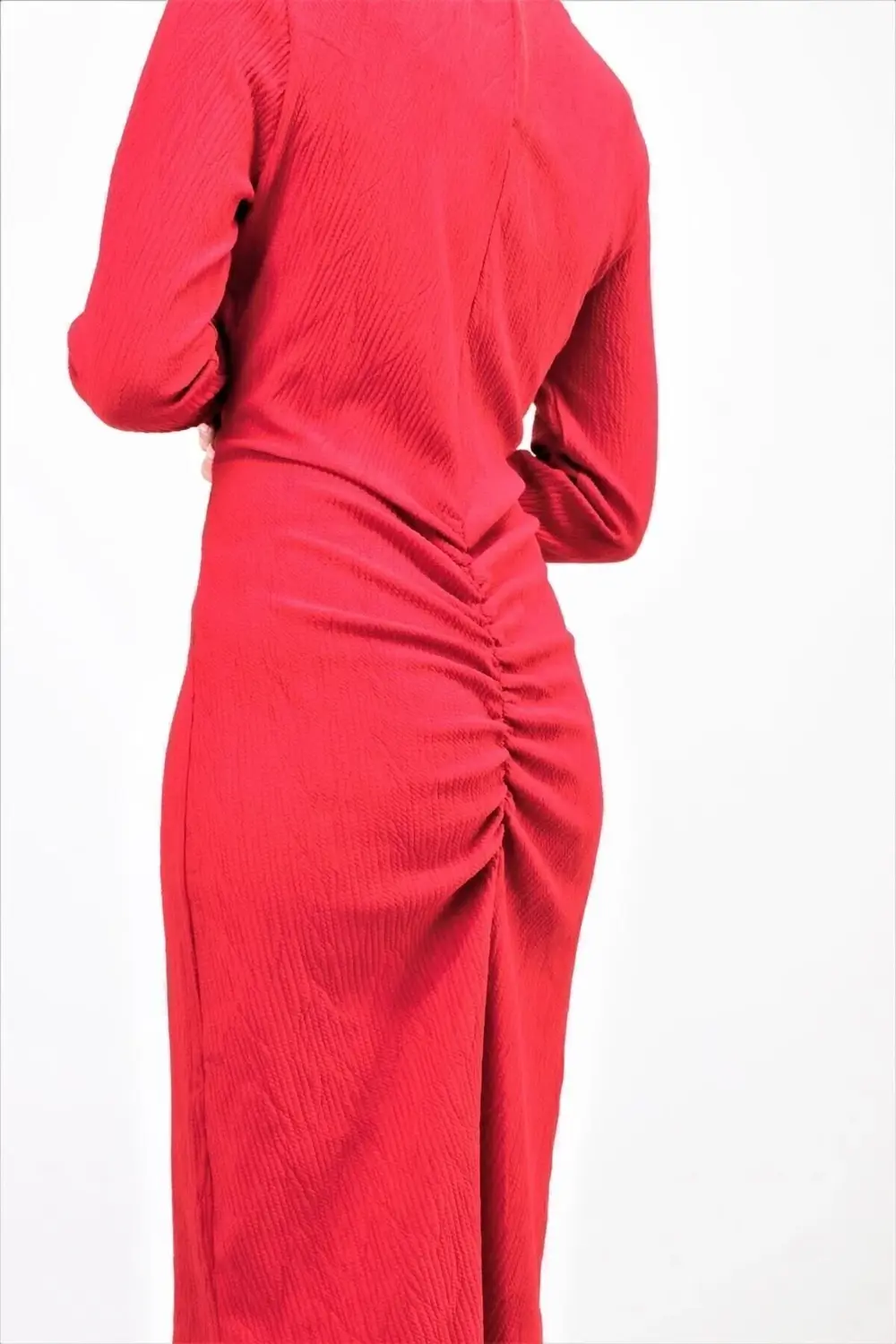 Kadın Siyah Arkası Büzgü Detaylı Likralı Vücuda Oturan Uzun Dilbe