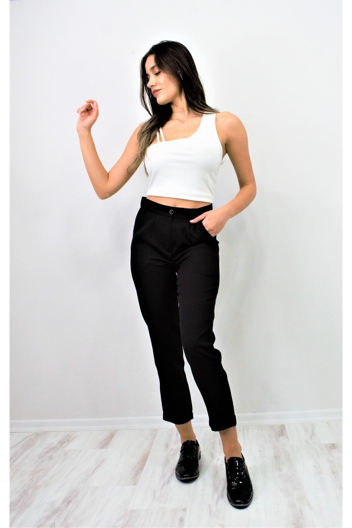 Pasaklı Giyim Kadın Siyah Cepli Duble Paça Dar Kalıp Pliseli Havuç Pantolon 317