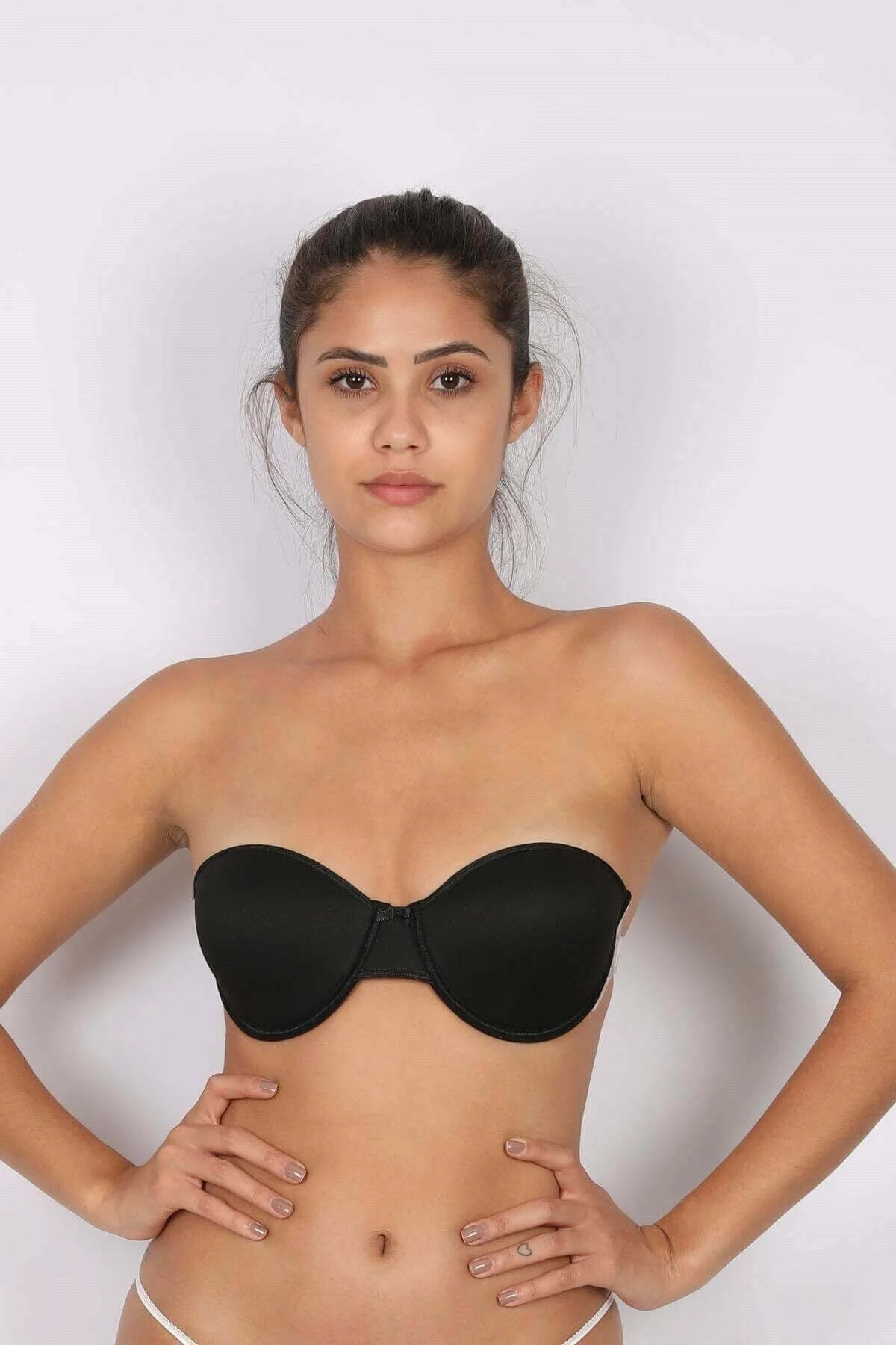 Kadın Siyah Destekli Push Up Straplez Sırtı Şeffaf Sütyen