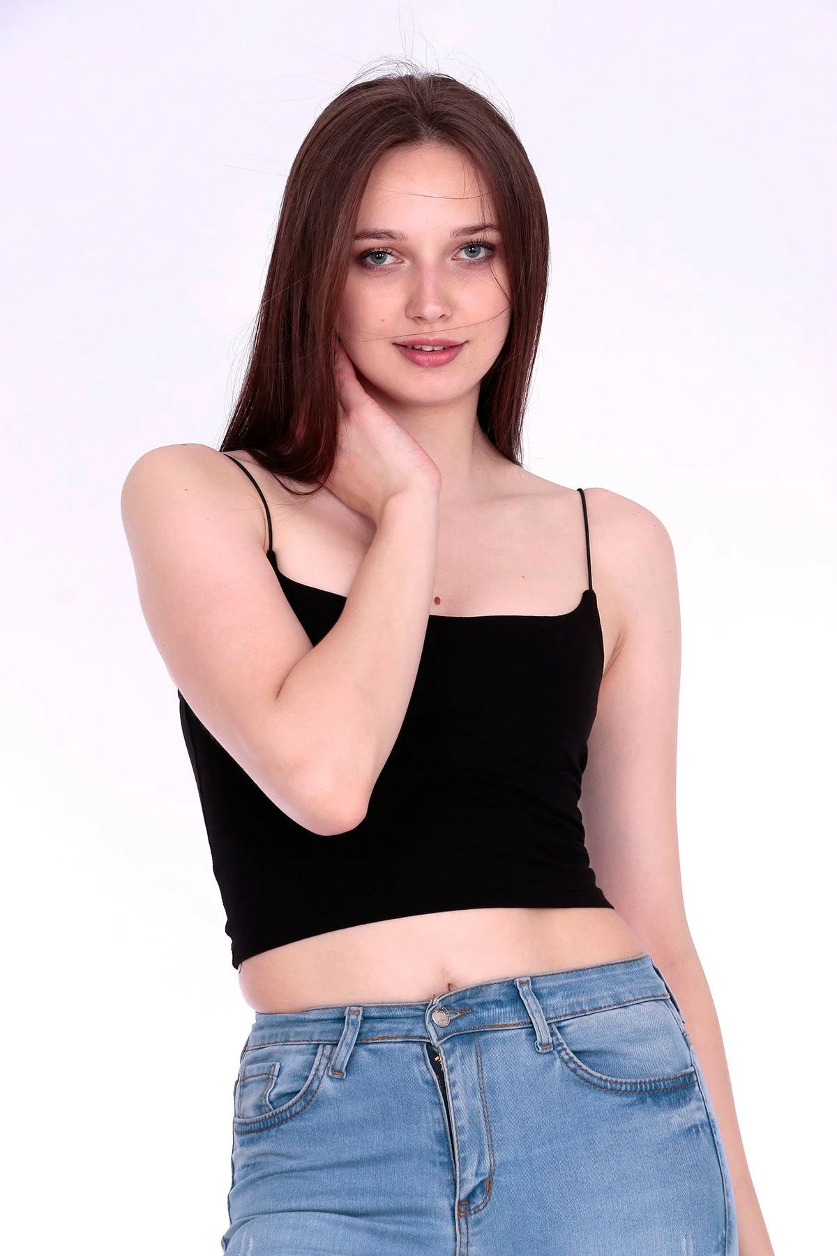 Kadın Siyah Ip Askılı Crop Fit Bluz Fiyatı, Yorumları ve Özellikleri
