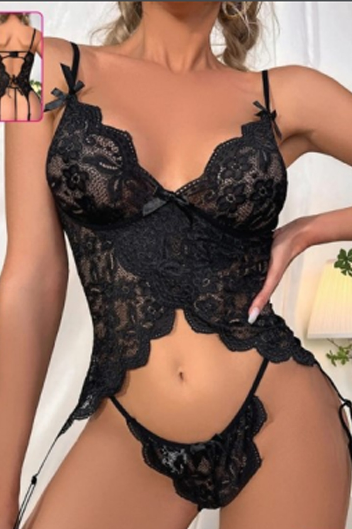 Kadın Siyah Jartiyerli İç Çamaşır Takımı - 8460