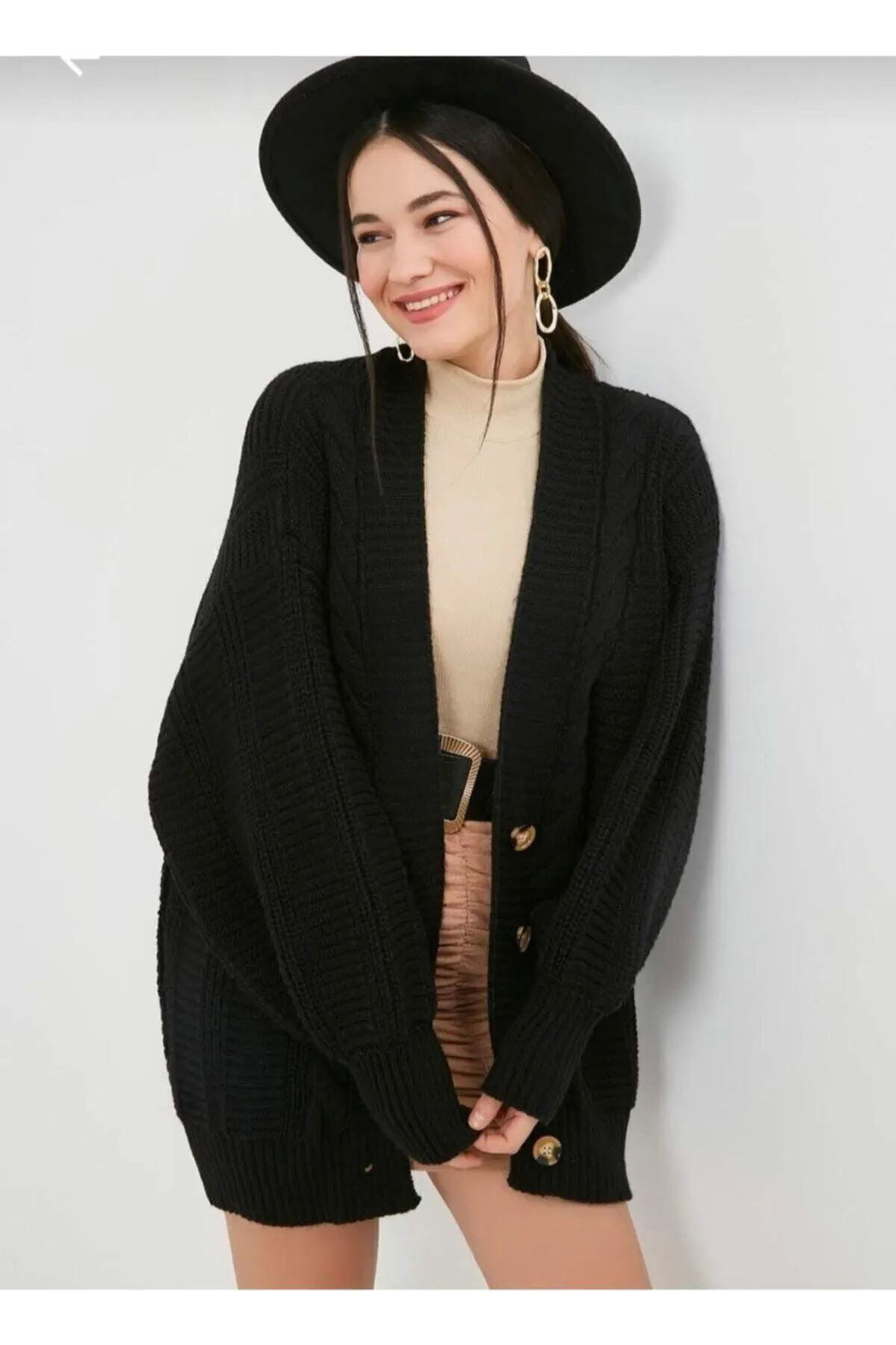 Tommy Hilfiger Kadın Siyah Kalın Saç Örgülü Balon Kollu Salaş Düğmeli Triko Hırk