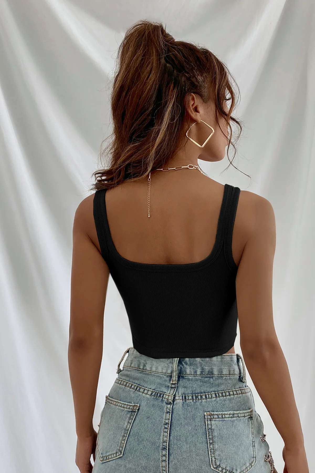 Kadın Siyah Kalın Askılı Crop Top Büstiyer - Seviyeli Destek & Şık Tasarım