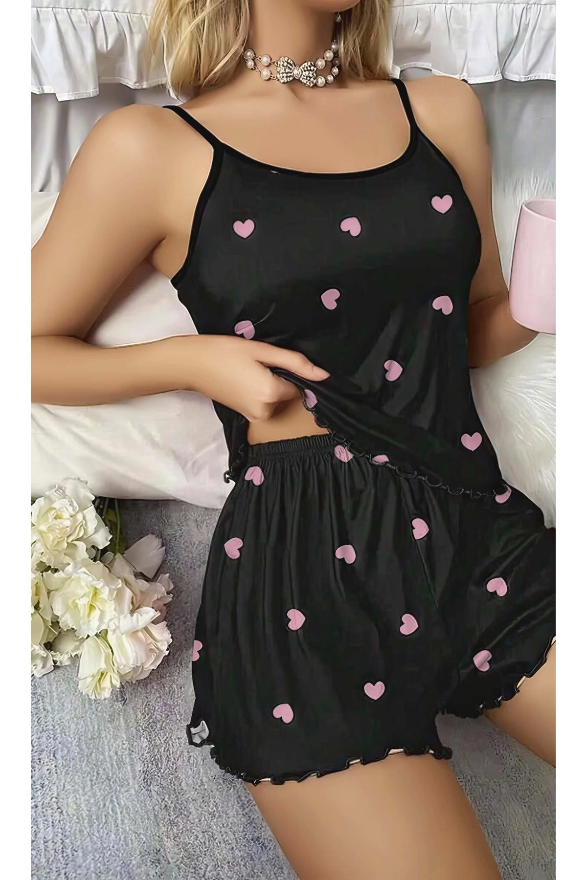 Ruselin Kadın Siyah Kalp Desenli Seksi Gecelik Takım 6660