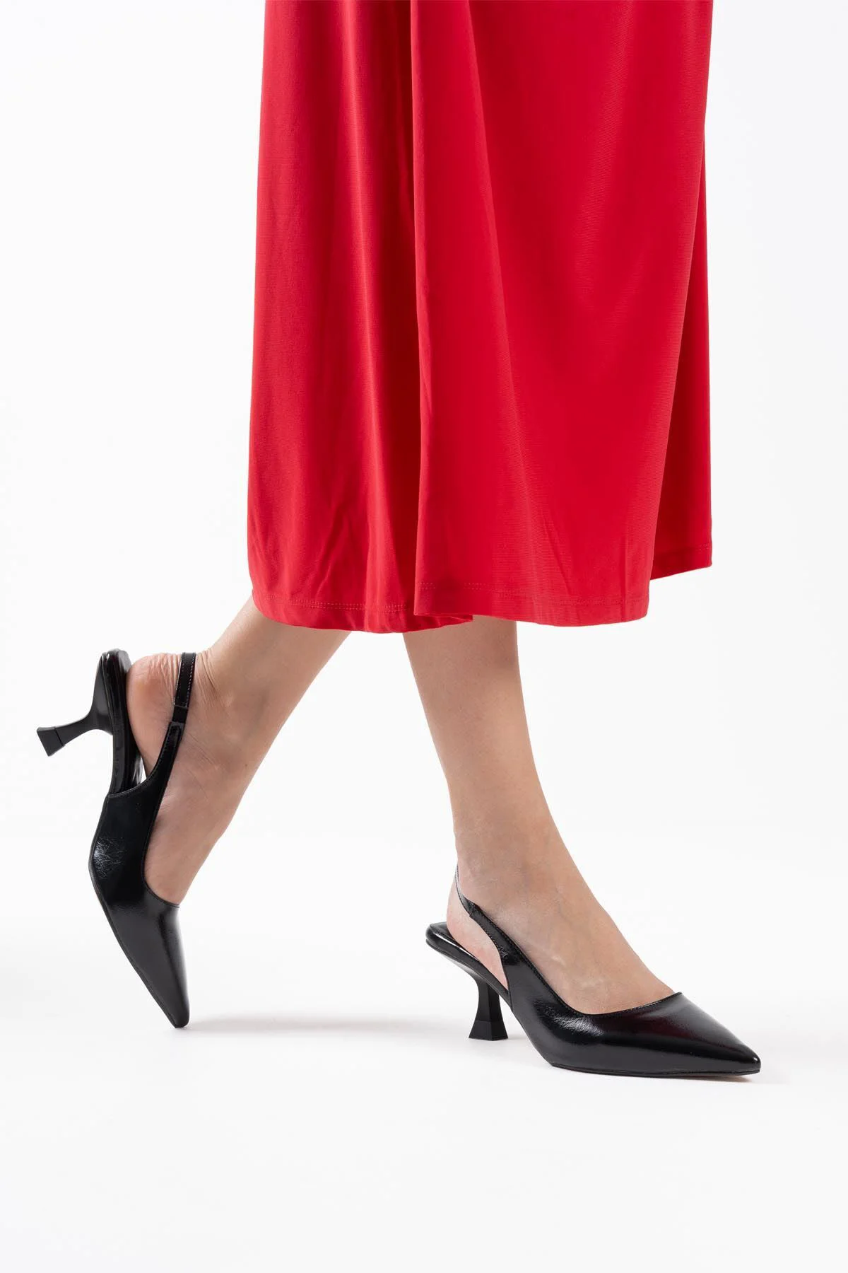 Kadın Siyah Kırışık Rugan Topuklu Ayakkabı TR08MS08C