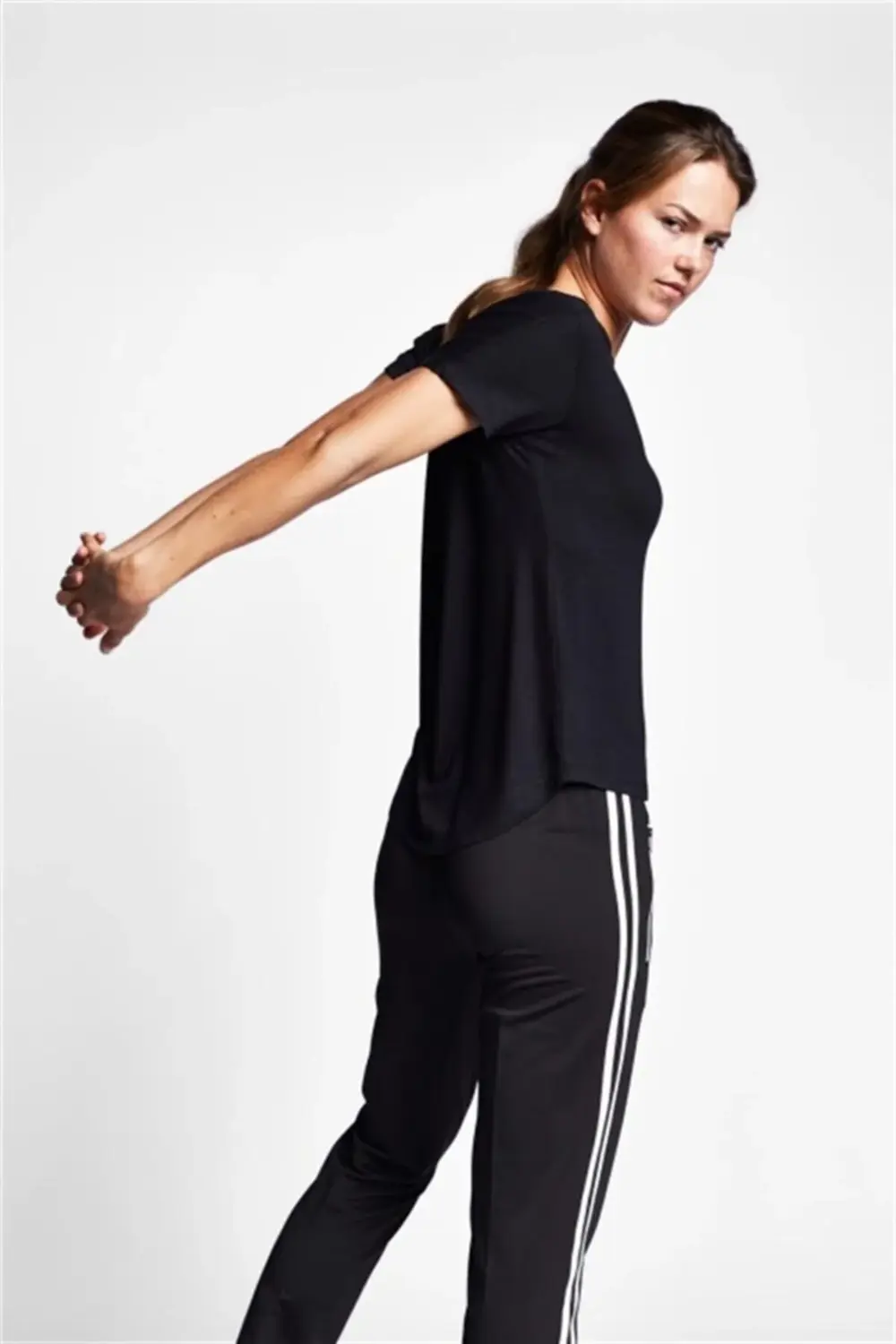 Kadın Siyah Kısa Kollu T-shirt 19n-2139