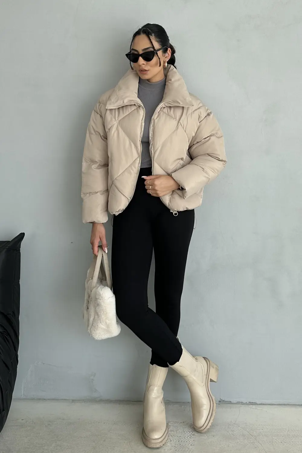 Kadın Siyah Oversize Şişme Mont