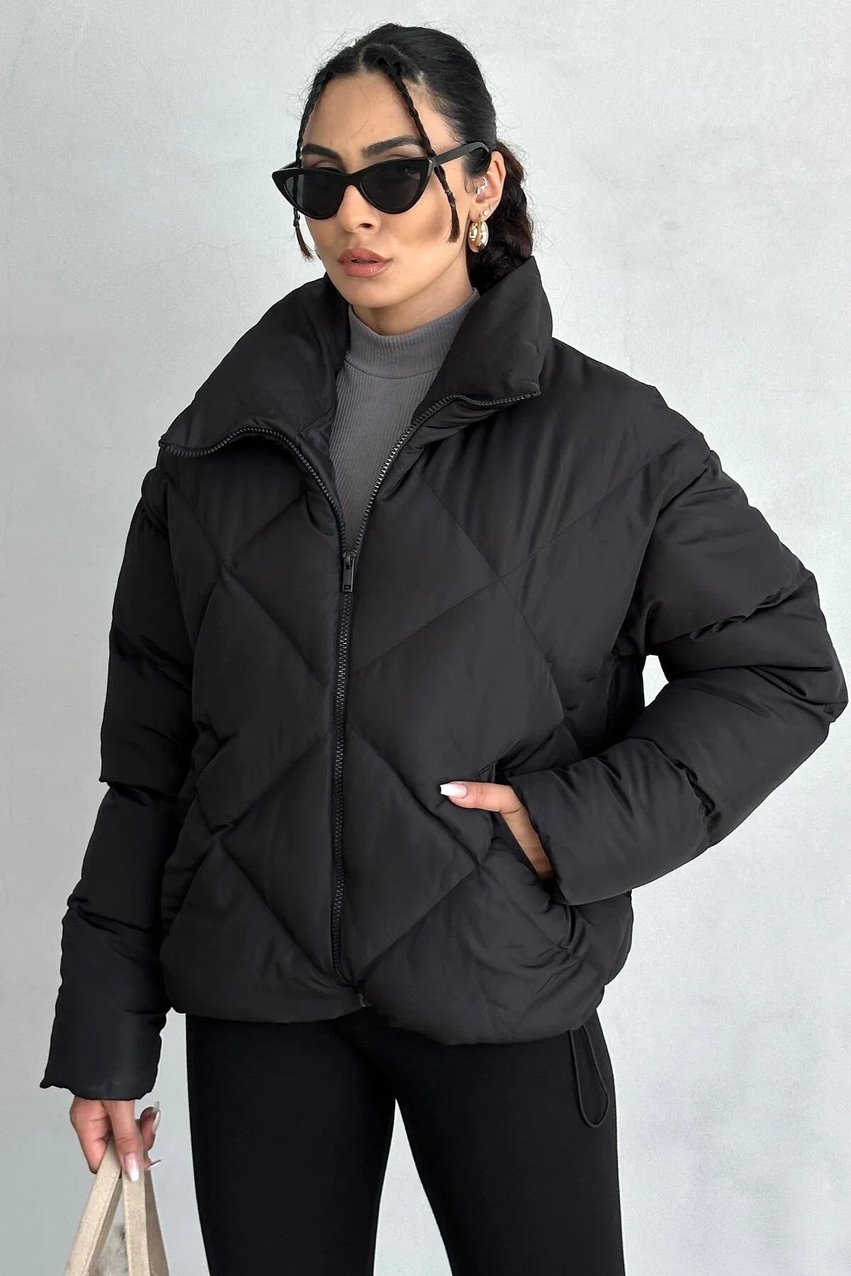 Kadın Siyah Oversize Şişme Mont