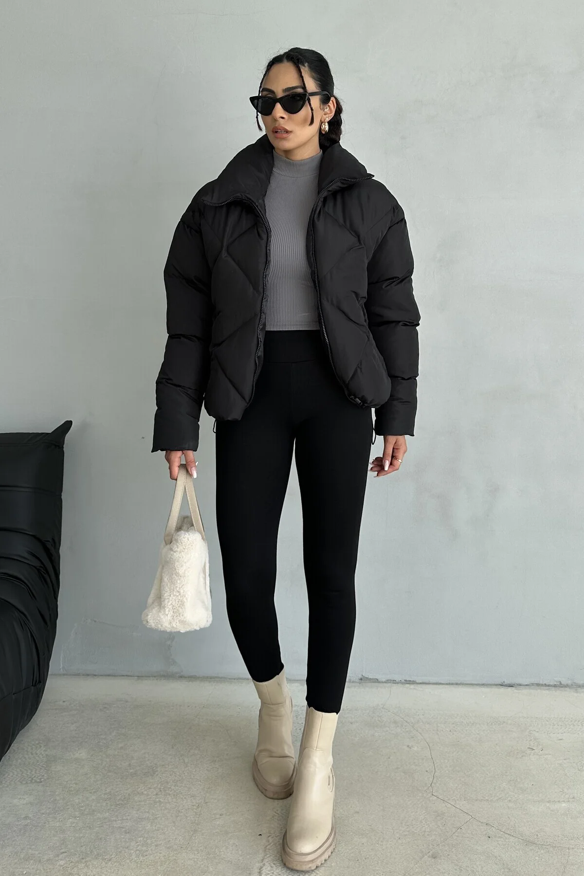 Kadın Siyah Oversize Şişme Mont