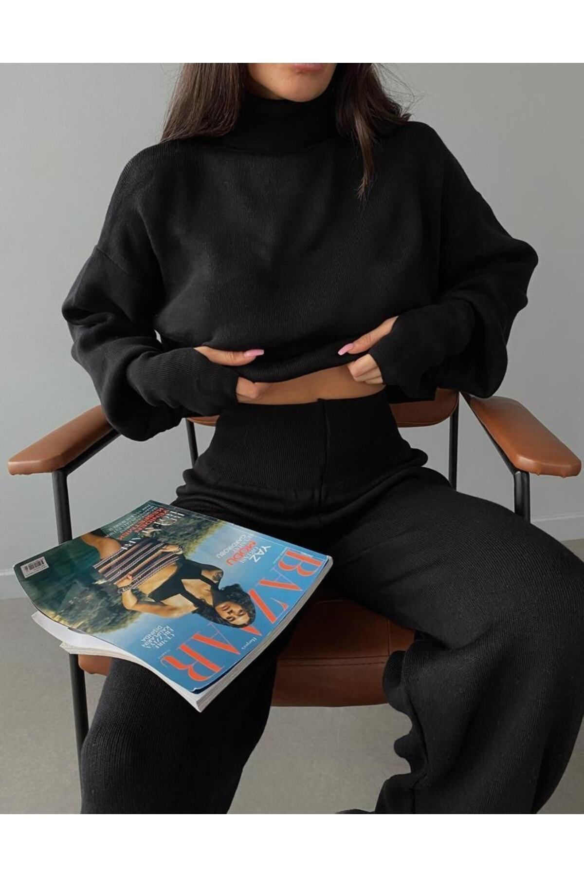 Laleli Butik Kadın Siyah Parmak Geçmeli Triko Takım