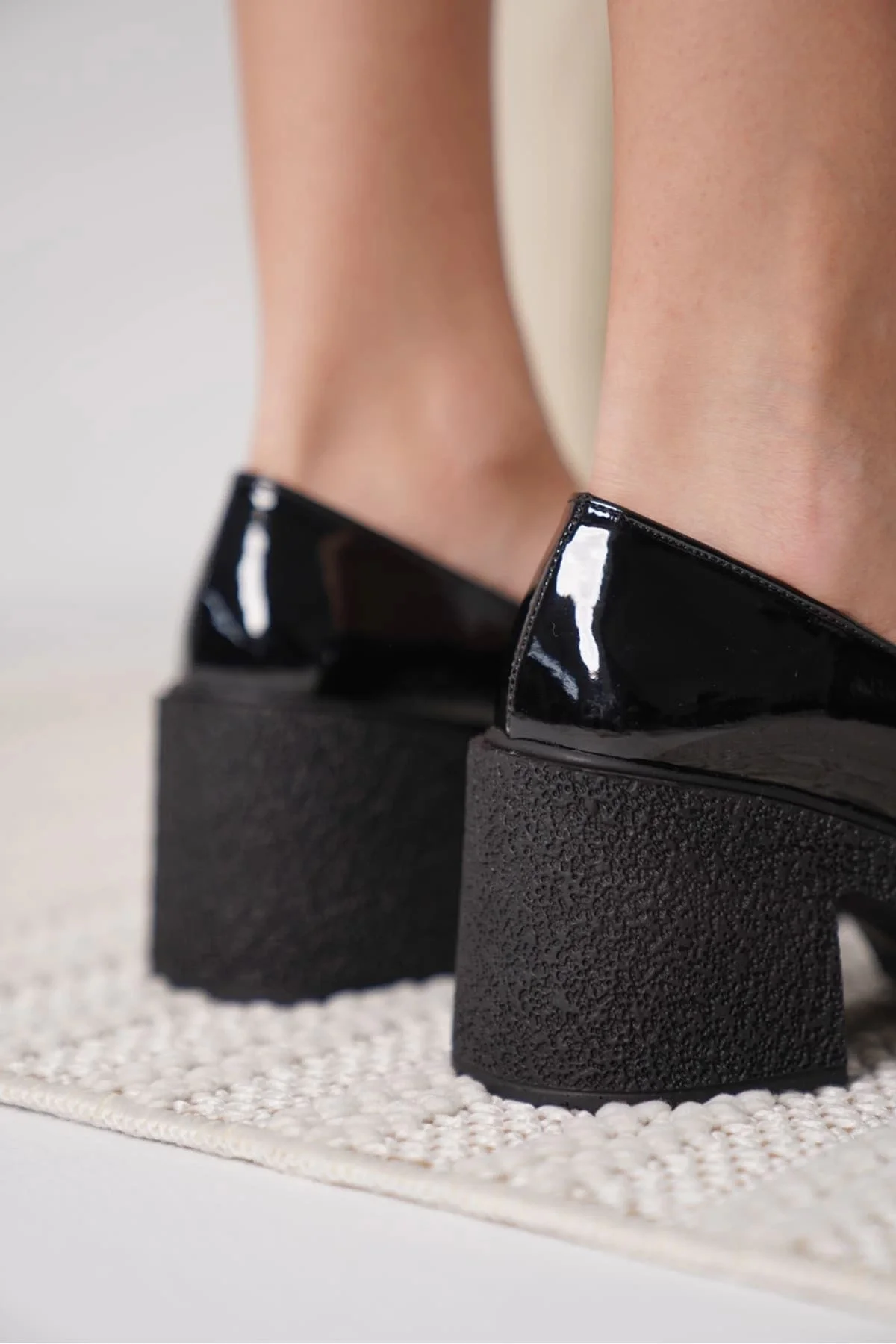 Kadın Siyah Rugan Günlük Ayakkabı TR06MS04A