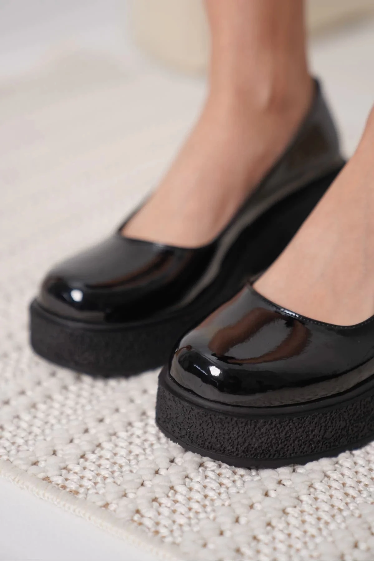 Kadın Siyah Rugan Günlük Ayakkabı TR06MS04A