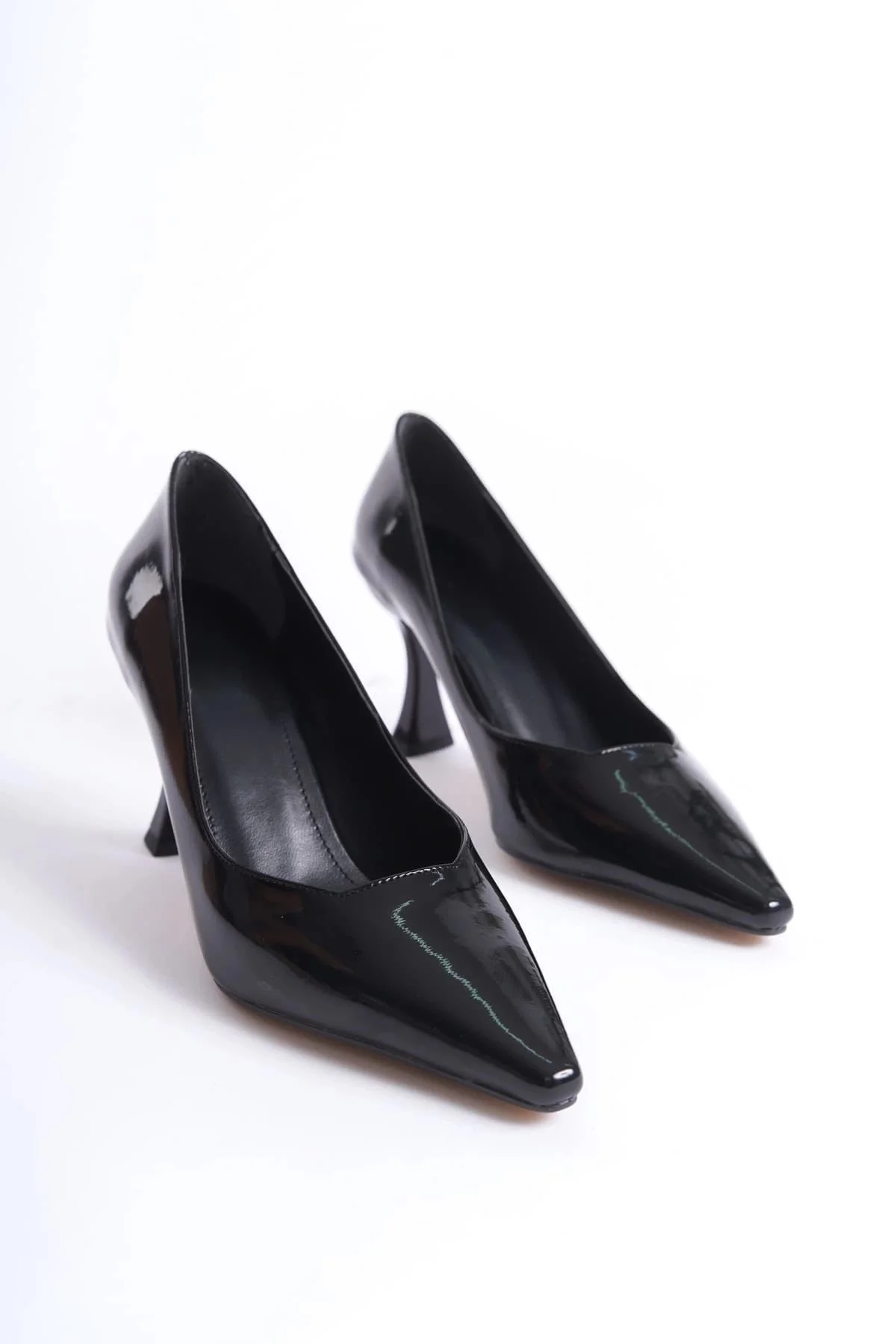 Kadın Siyah Rugan Stiletto TR08MS27A