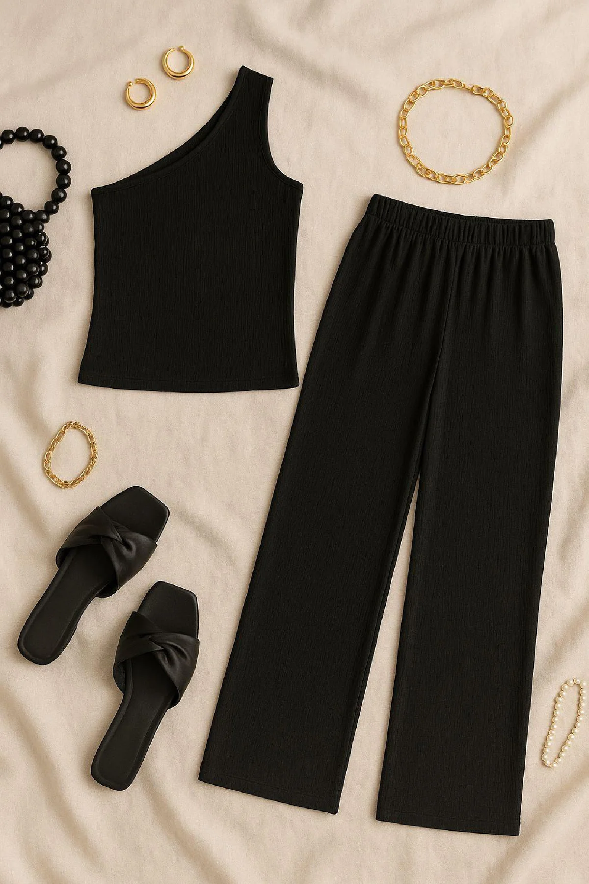 Kadın Siyah Tek Omuzlu Şık Bluz & Geniş Paça Pantolon İkili Takım