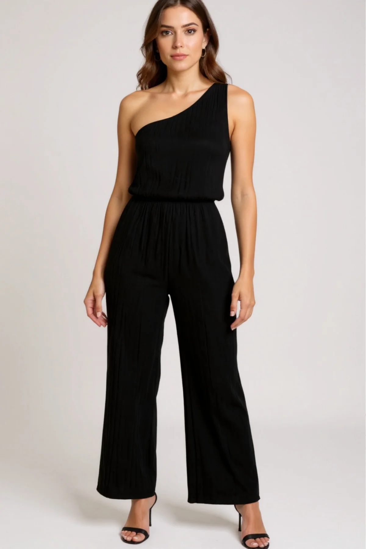 Kadın Siyah Tek Omuzlu Şık Bluz & Geniş Paça Pantolon İkili Takım