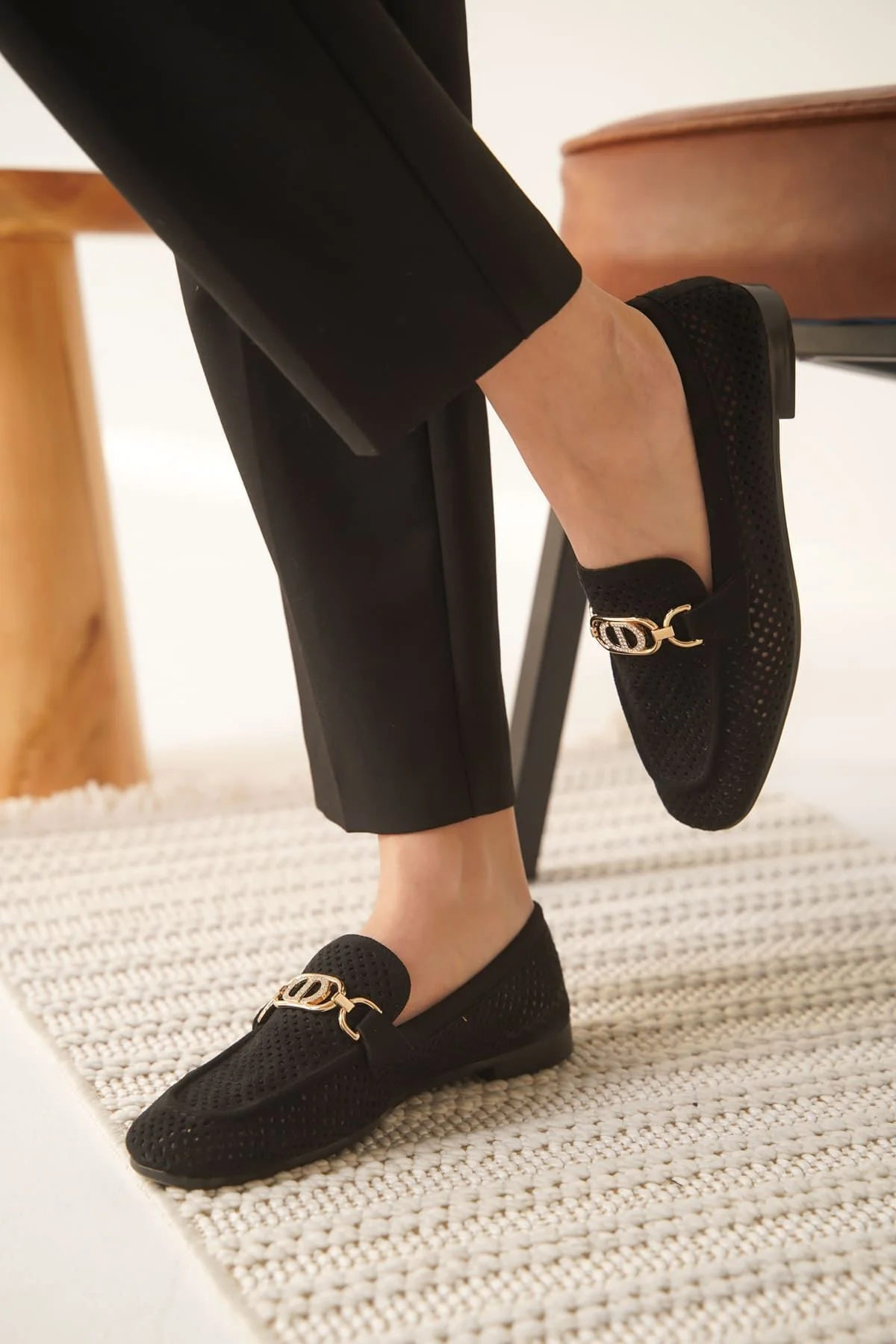 Kadın Siyah Toka Detaylı Ayakkabı TR27MS02A