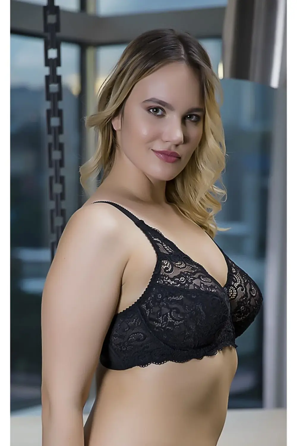 Kadın Siyah Toparlayıcı Sütyen