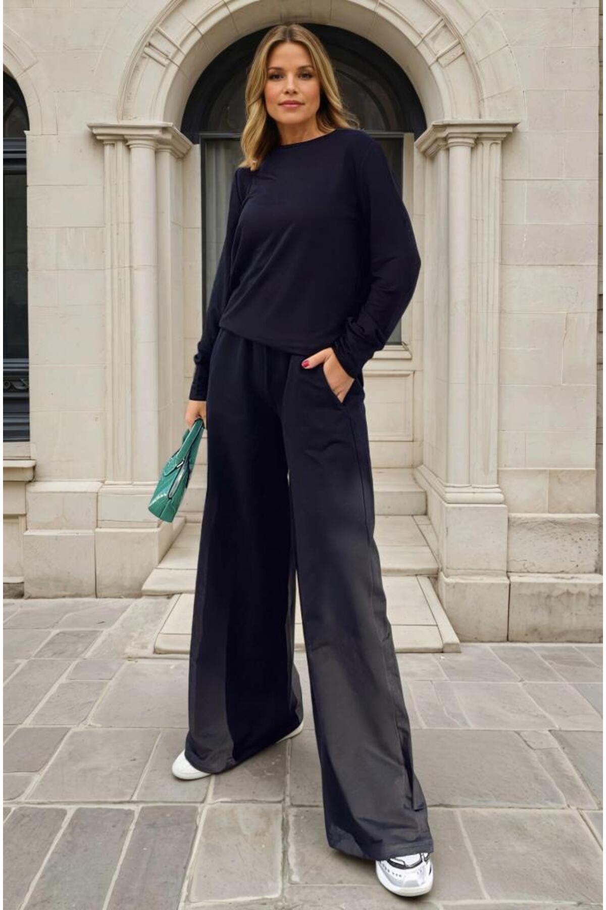 Pasaklı Giyim Kadın Siyah Uzun Kollu Sweatshirt , Bol Paça Beli Lastikli Cepli