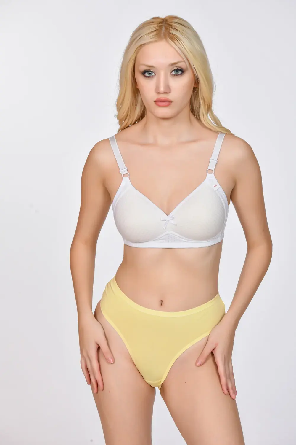 Kadın Slip Külot Sarı Renk 4'lü paket