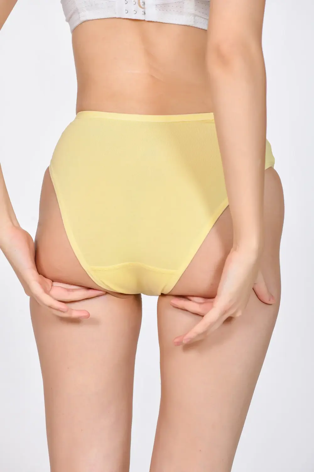 Kadın Slip Külot Sarı Renk 4'lü paket