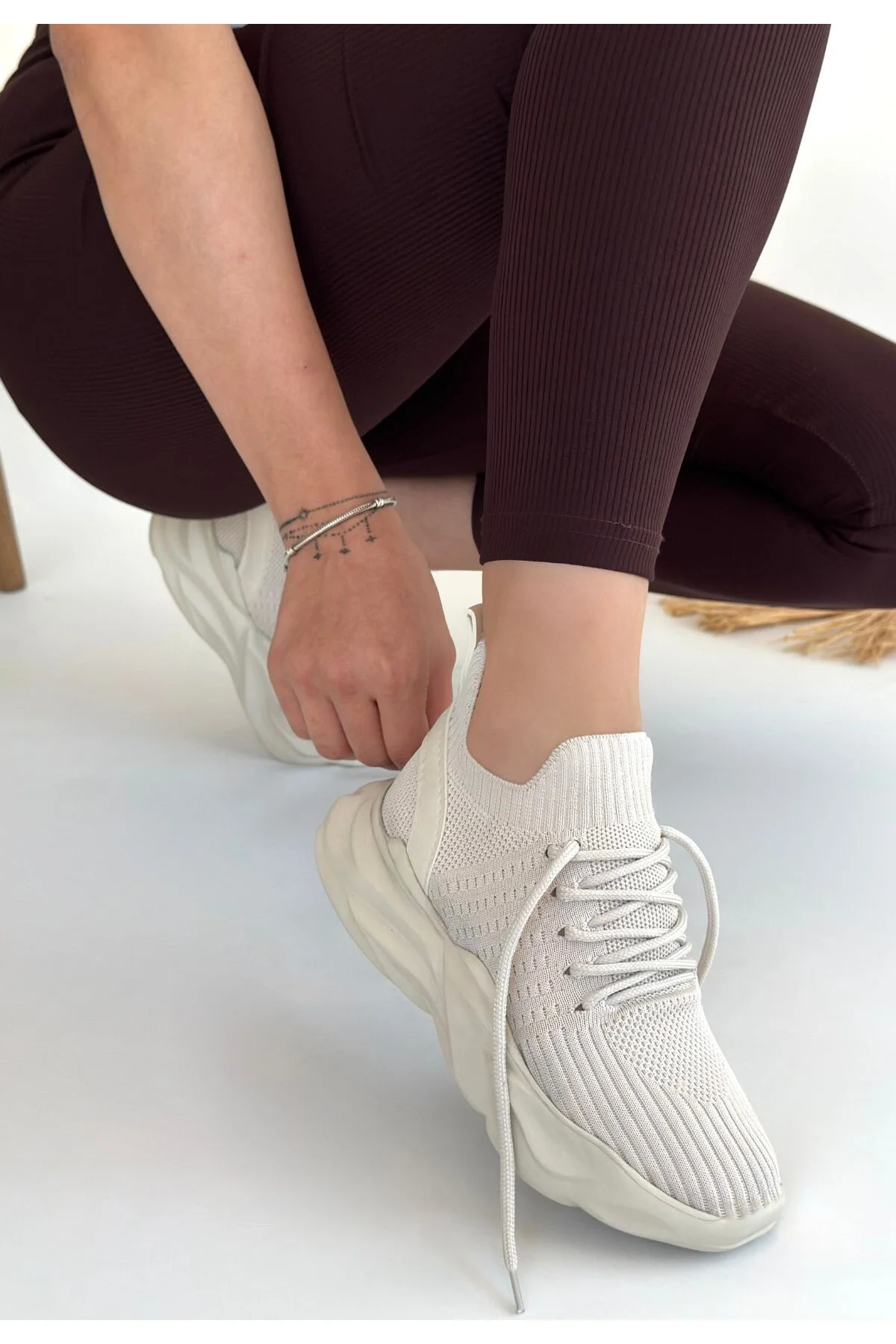 Kadın Sneaker Spor Ayakkabı Bej Rahat Günlük Henta Kadın Sneaker Spor Ayakkabı Bej Rahat Günlük Henta