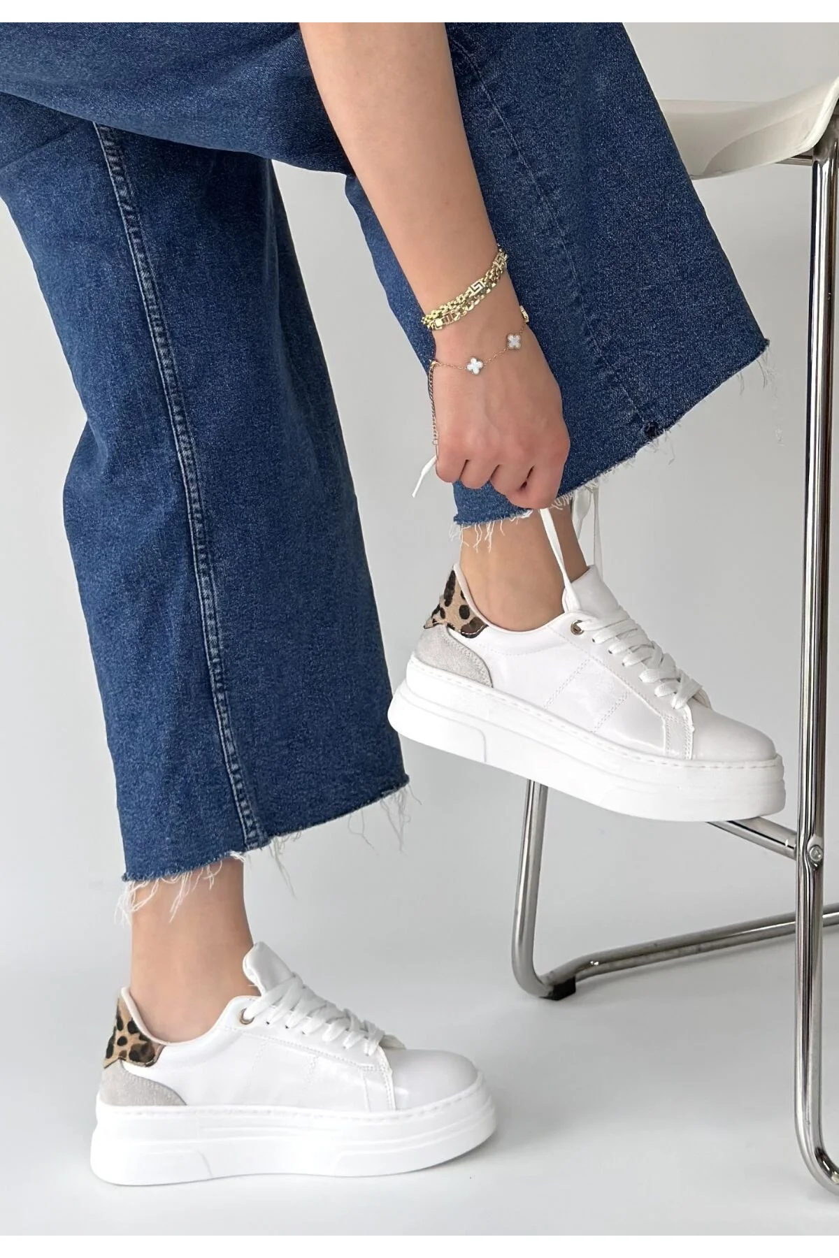 Kadın Sneaker Spor Ayakkabı Beyaz Rugan Rahat Günlük Jetan Kadın Sneaker Spor Ayakkabı Beyaz Rugan Rahat Günlük Jetan