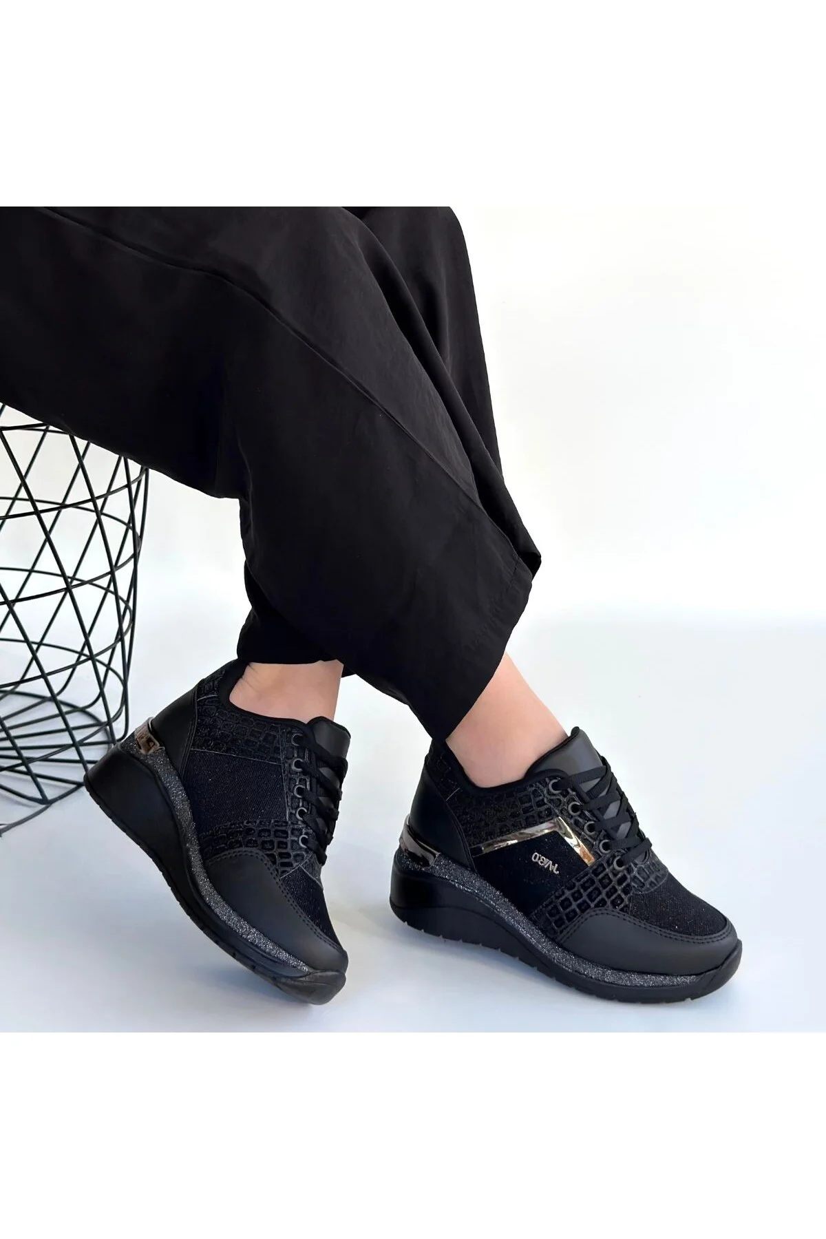 Kadın Sneaker Spor Ayakkabı Siyah Cilt Rahat Günlük Geja Kadın Sneaker Spor Ayakkabı Siyah Cilt Rahat Günlük Geja