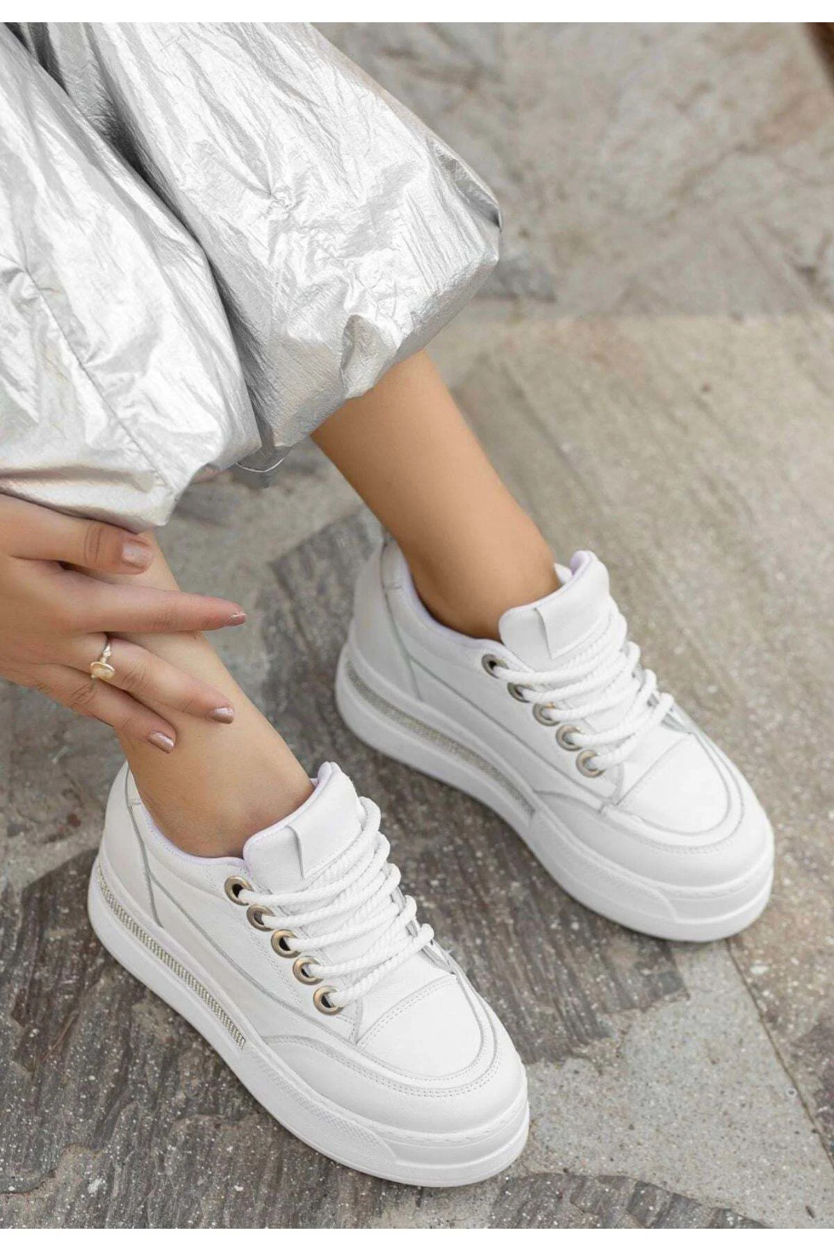 Kadın Sneaker Spor Ayakkabı Beyaz Cilt Rahat Günlük Lulu