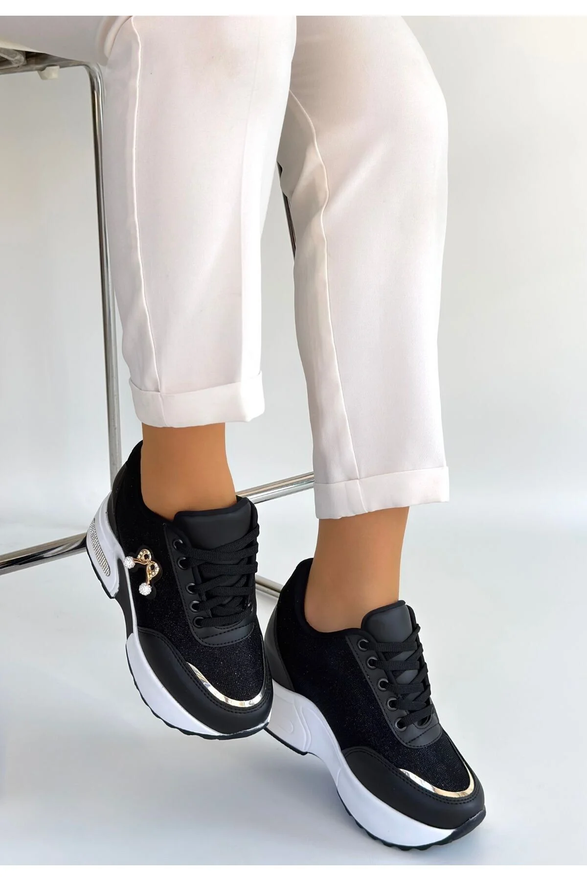 Kadın Sneaker Spor Ayakkabı Siyah Cilt Rahat Günlük Wody Kadın Sneaker Spor Ayakkabı Siyah Cilt Rahat Günlük Wody
