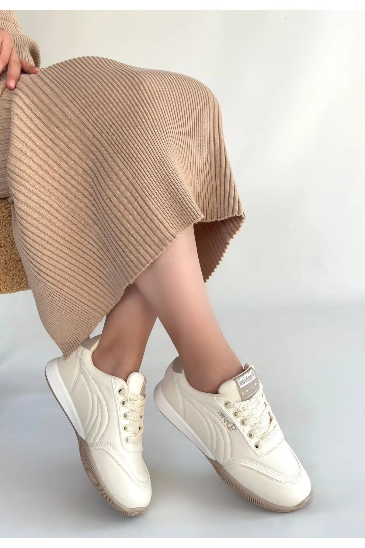 Kadın Sneaker Spor Ayakkabı Bej Cilt Rahat Günlük Tawen