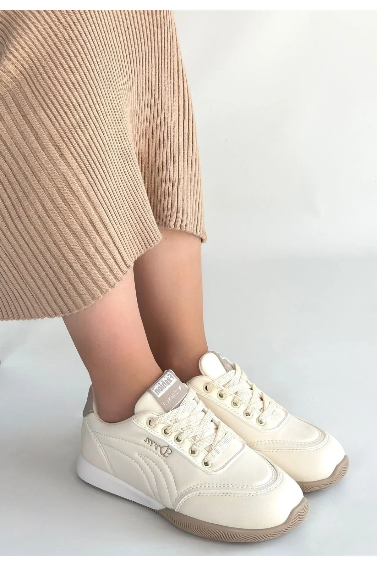 Kadın Sneaker Spor Ayakkabı Bej Cilt Rahat Günlük Tawen