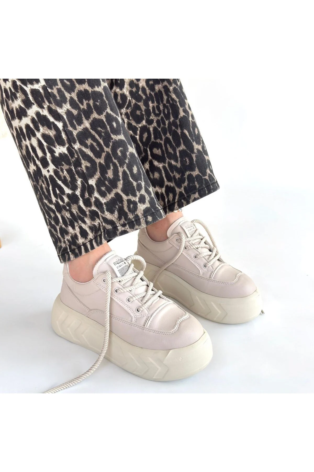 Kadın Sneaker Spor Ayakkabı Bej Cilt Rahat Günlük Emwa