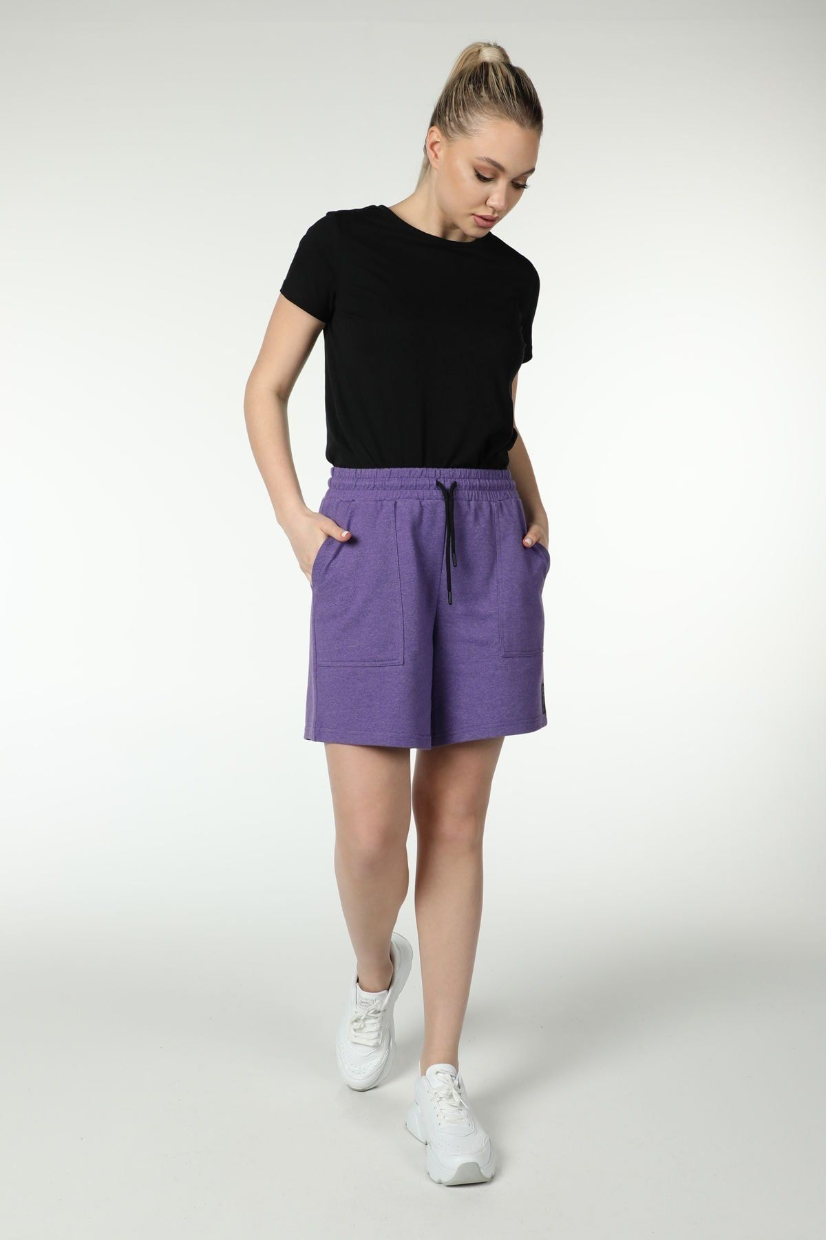 Defys Kadin Beli Lastikli Cepli Etiket Detayli Regular Fit Şort Mor
