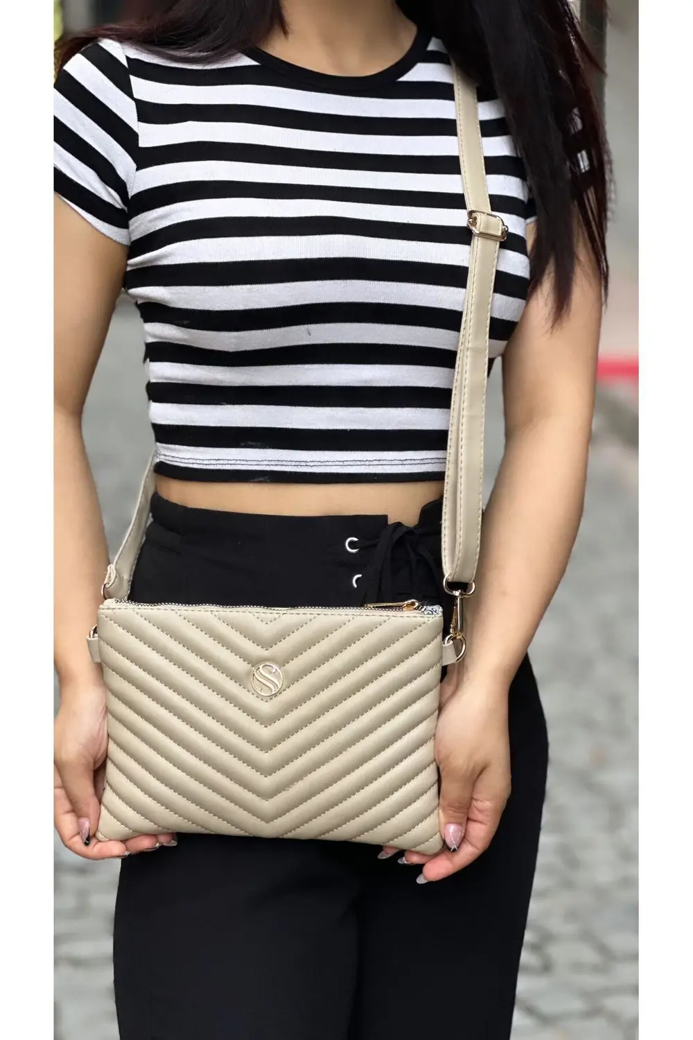 Kadın Suni Deri Kum Mat Ayarlanabilir Çapraz Ve El Askılı Deri Po