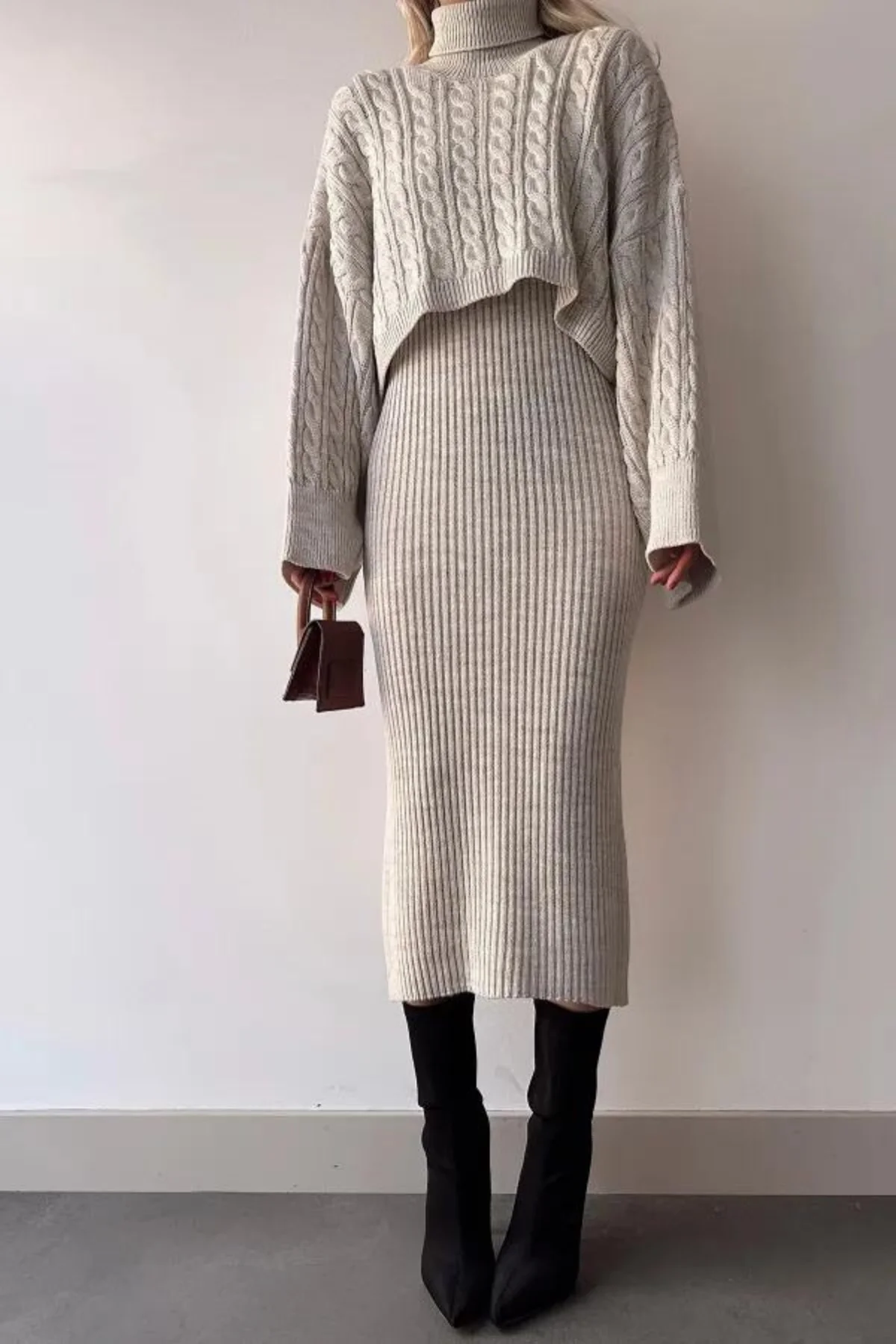Kadın Örgü Crop Kazak ve Triko Elbise Takım Bej Oversize
