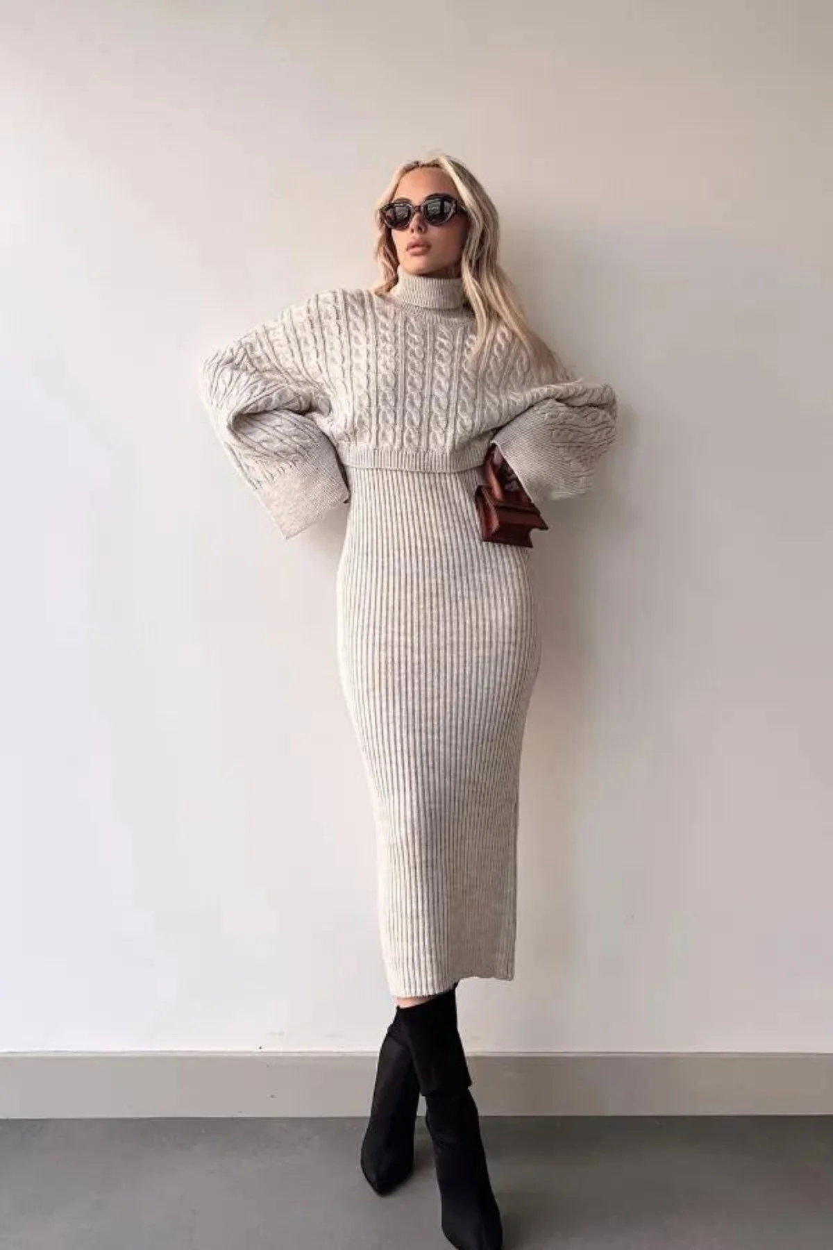 Kadın Örgü Crop Kazak ve Triko Elbise Takım Bej Oversize