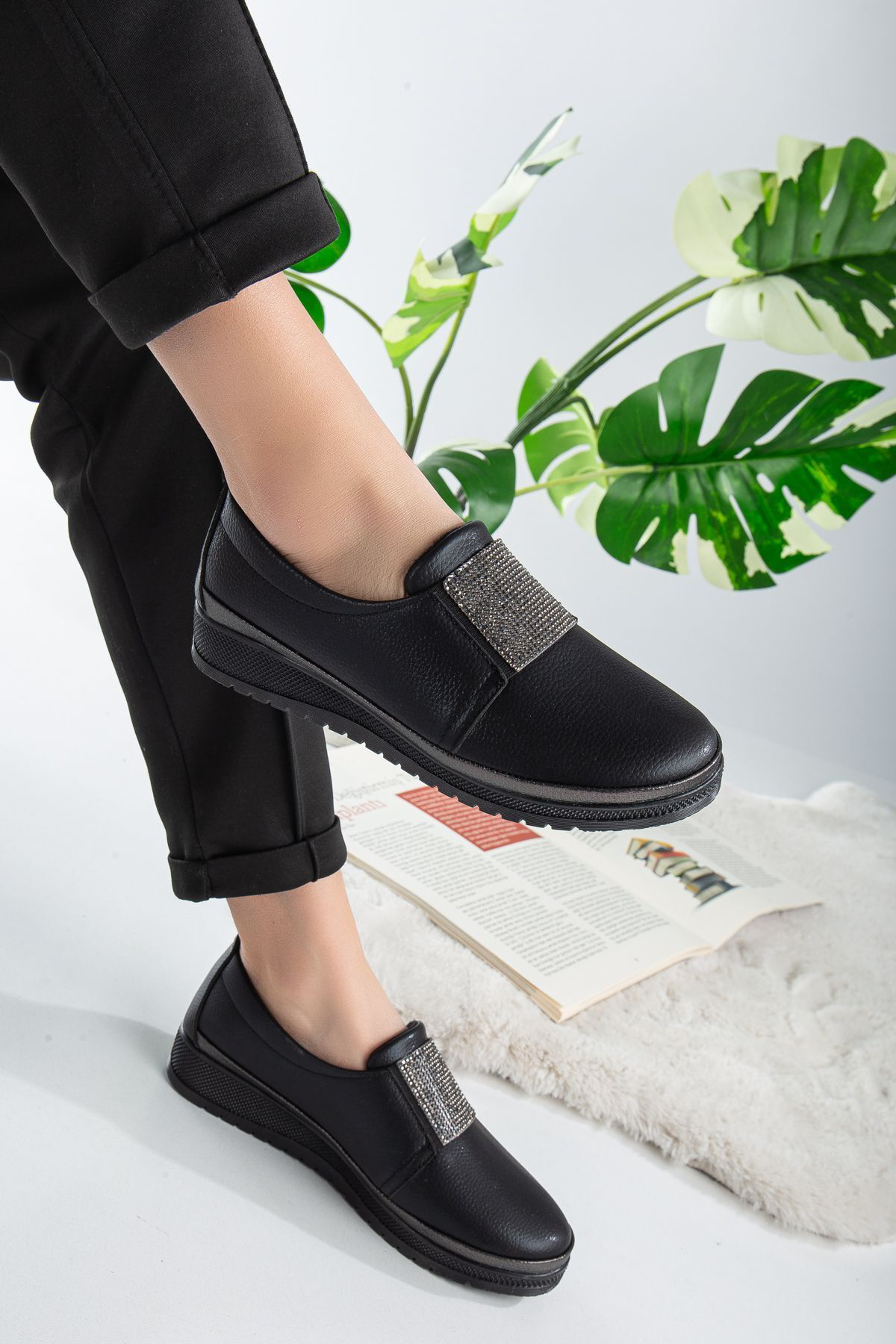 Nayad Bal Kadın Taşlı Hafif Rahat Ayakkabı