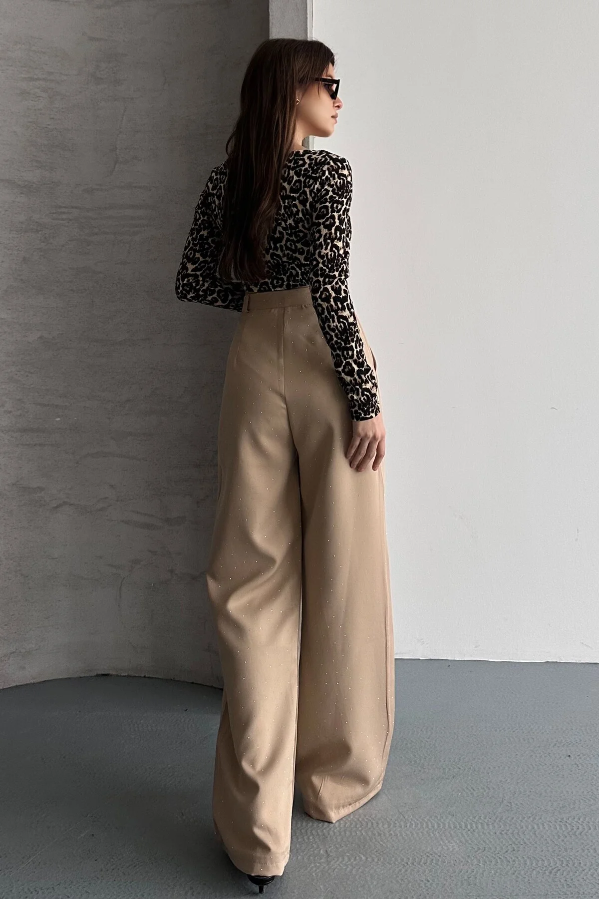 Kadın Taşlı Yüksek Bel Bej Palazzo Pantolon Geniş Paça Kumaş Pant